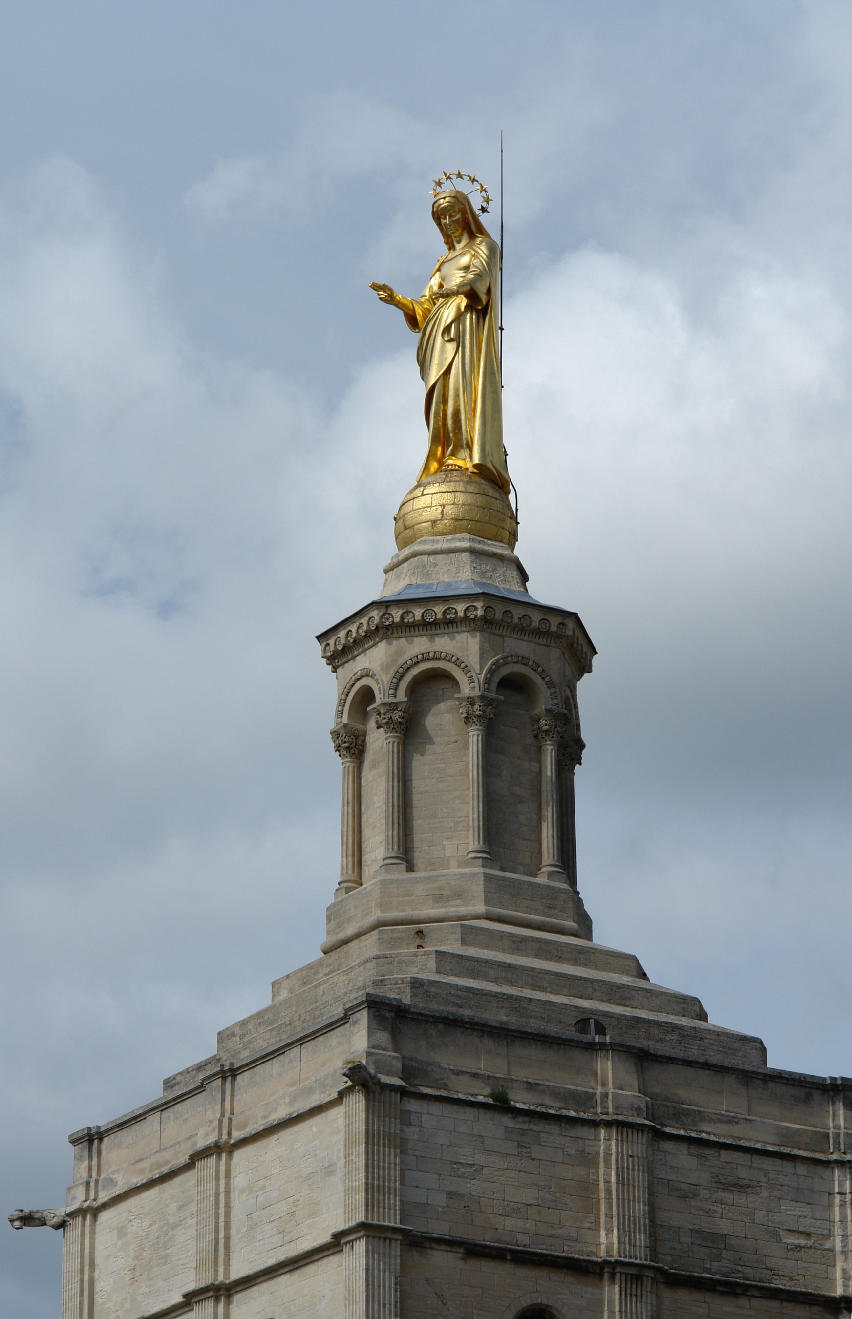 Vierge de Notre-Dame des Doms