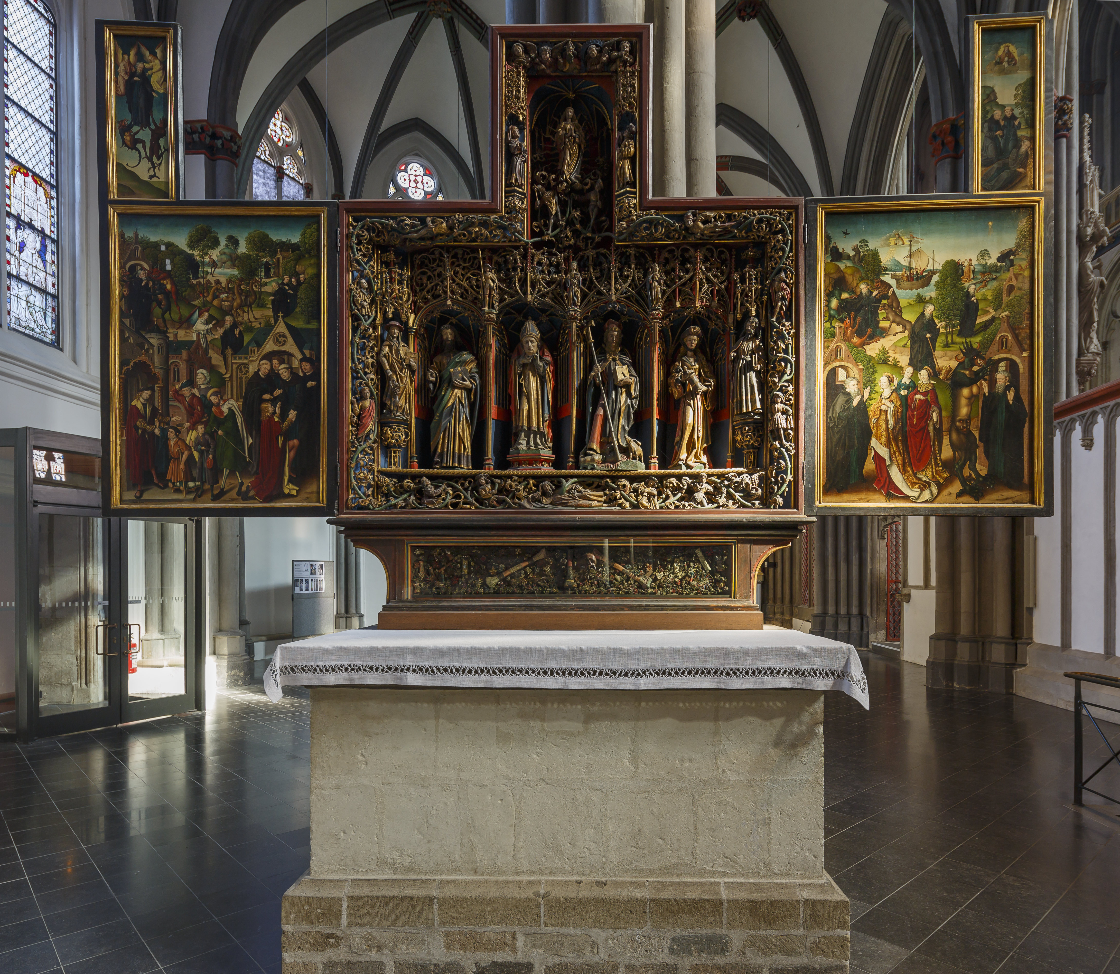 Xanten Germany Xanten-Cathedral-03