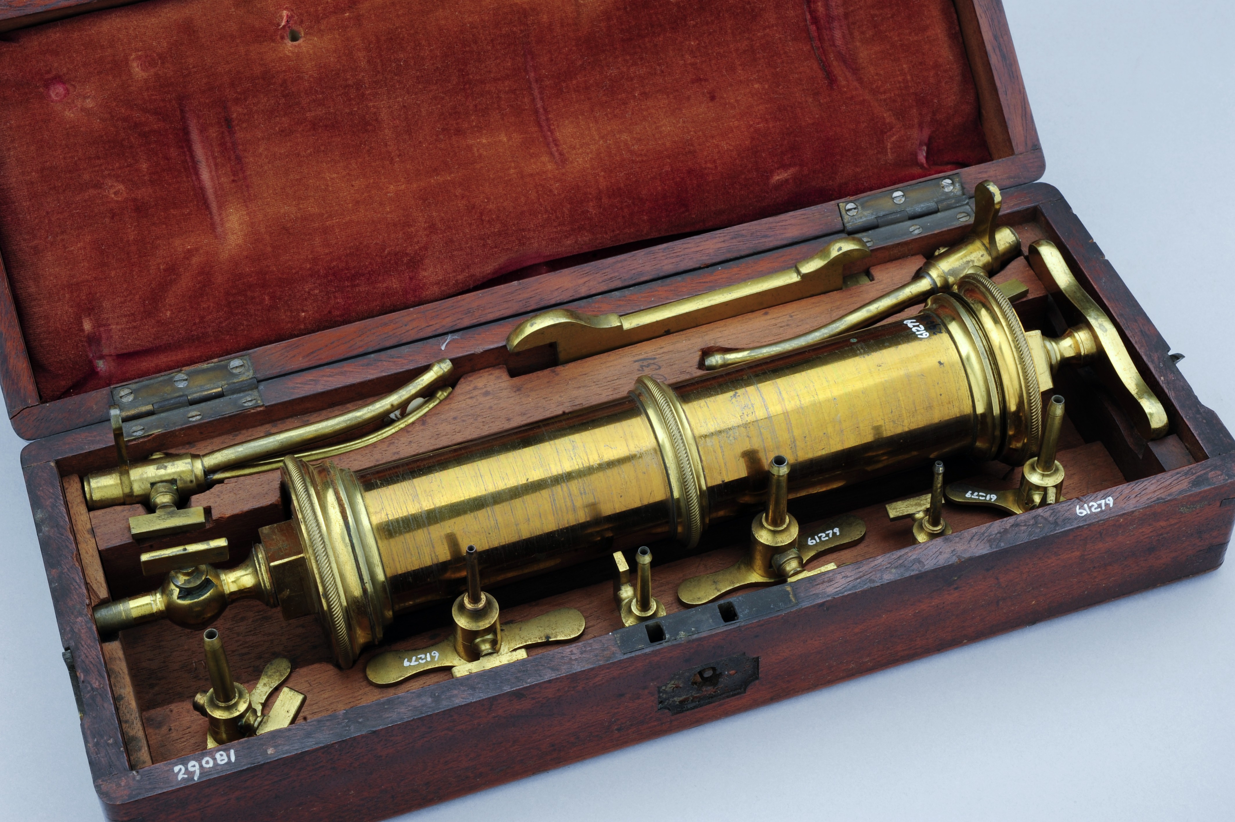 Anatomical syringe set, cased, London, England, 1810-1872 Wellcome L0057267