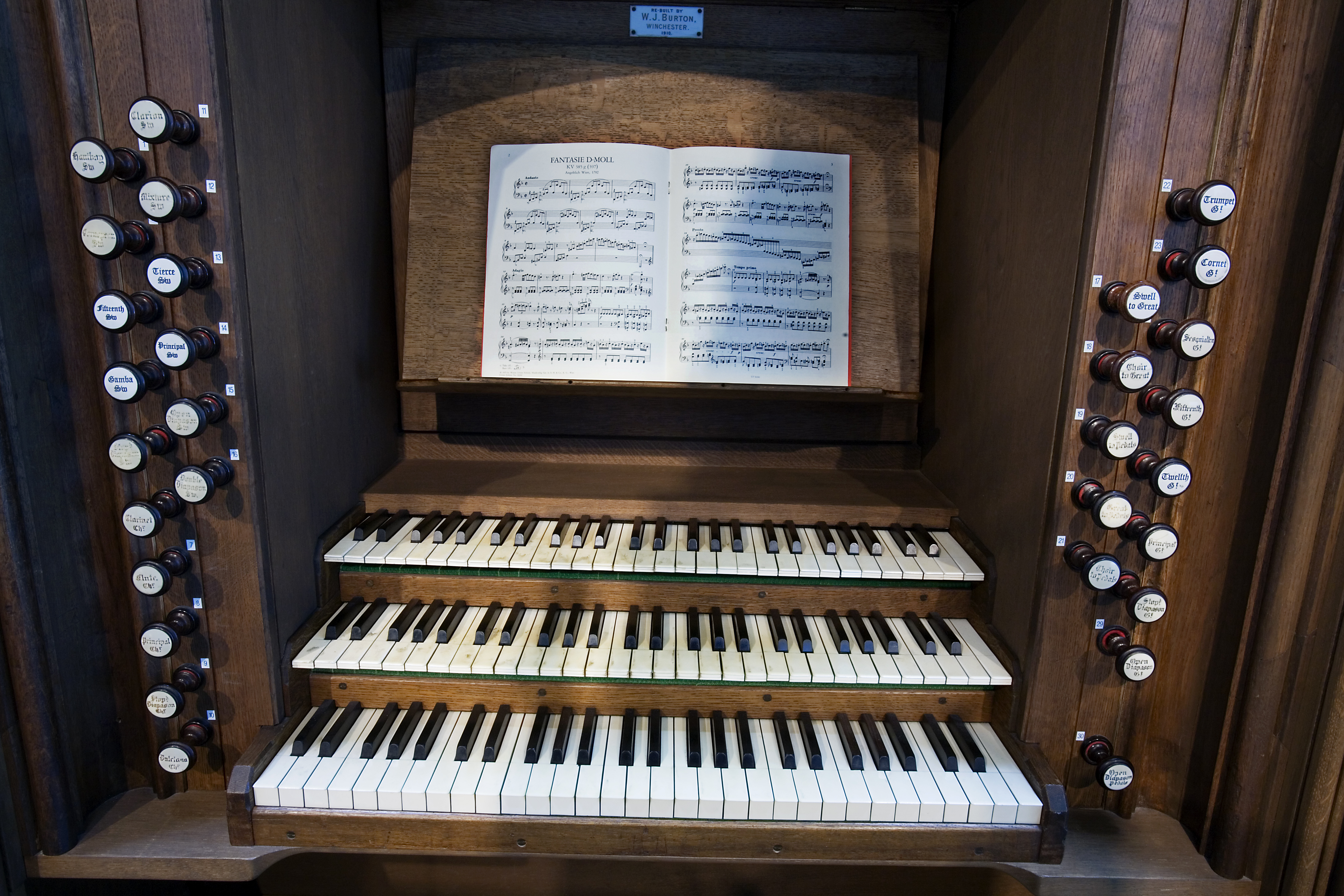 Berlin- Pipe Organ Keyboard - 4024