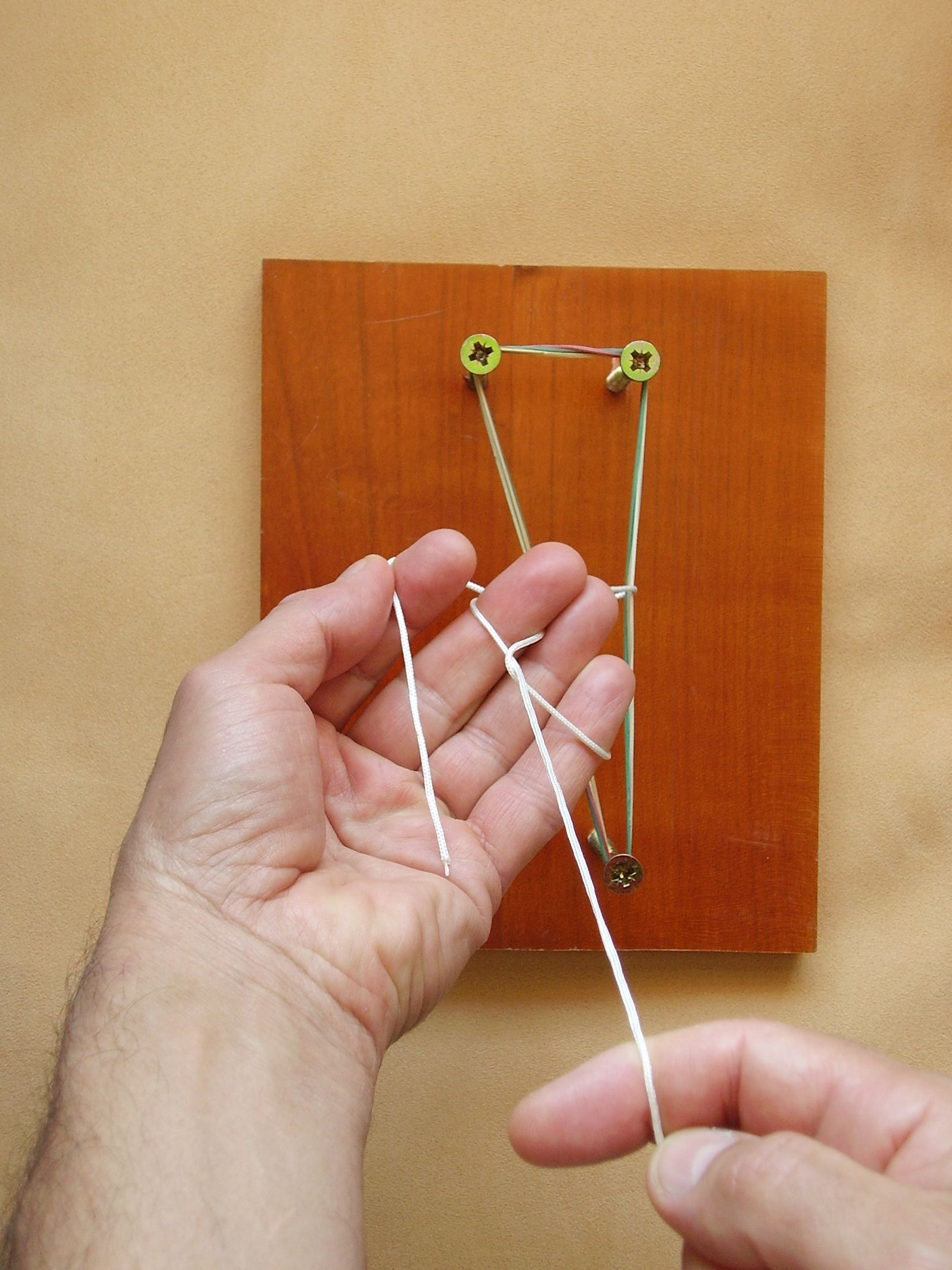 Chirurgischer Knoten d 17