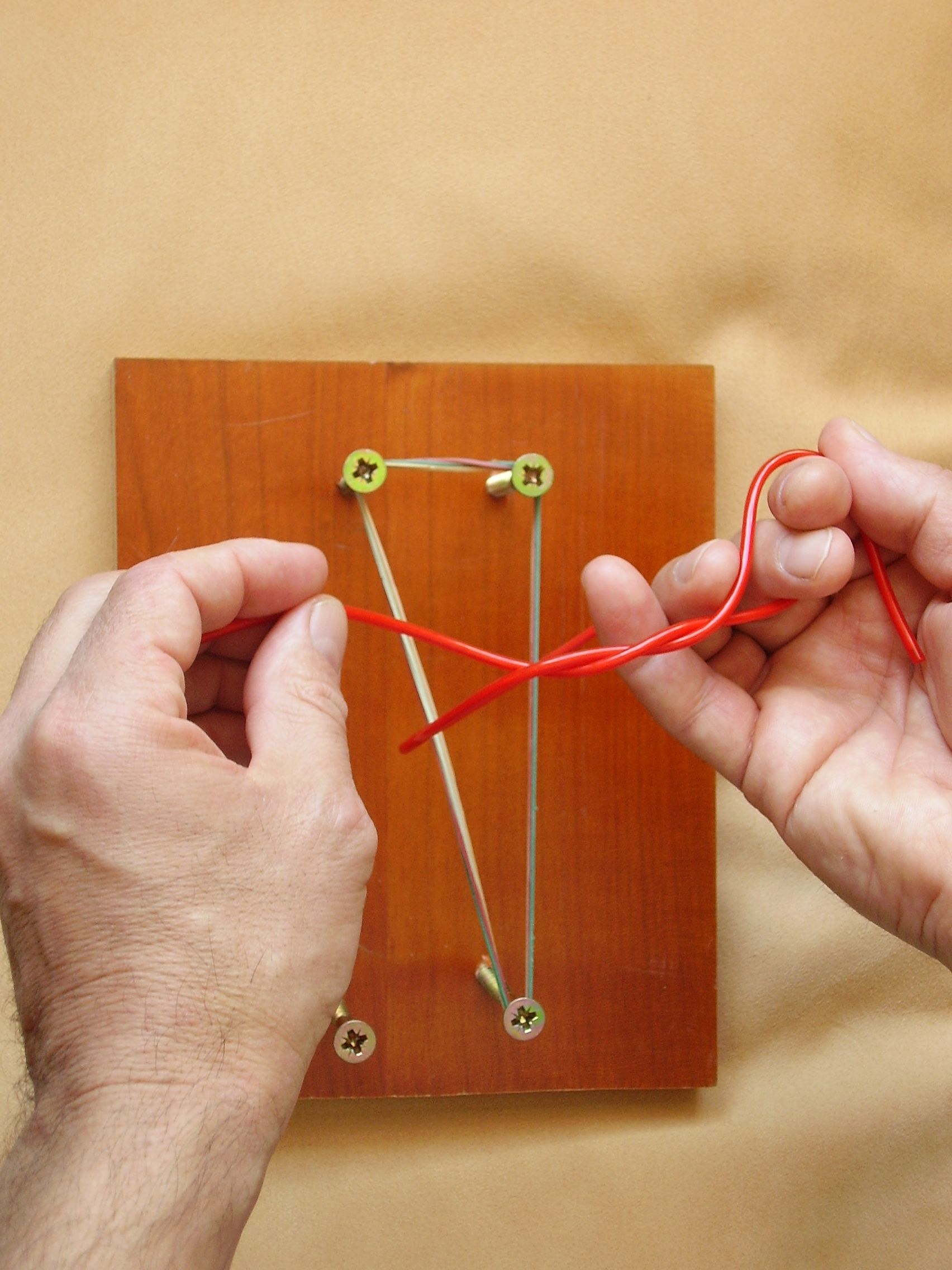 Chirurgischer Knoten d 38
