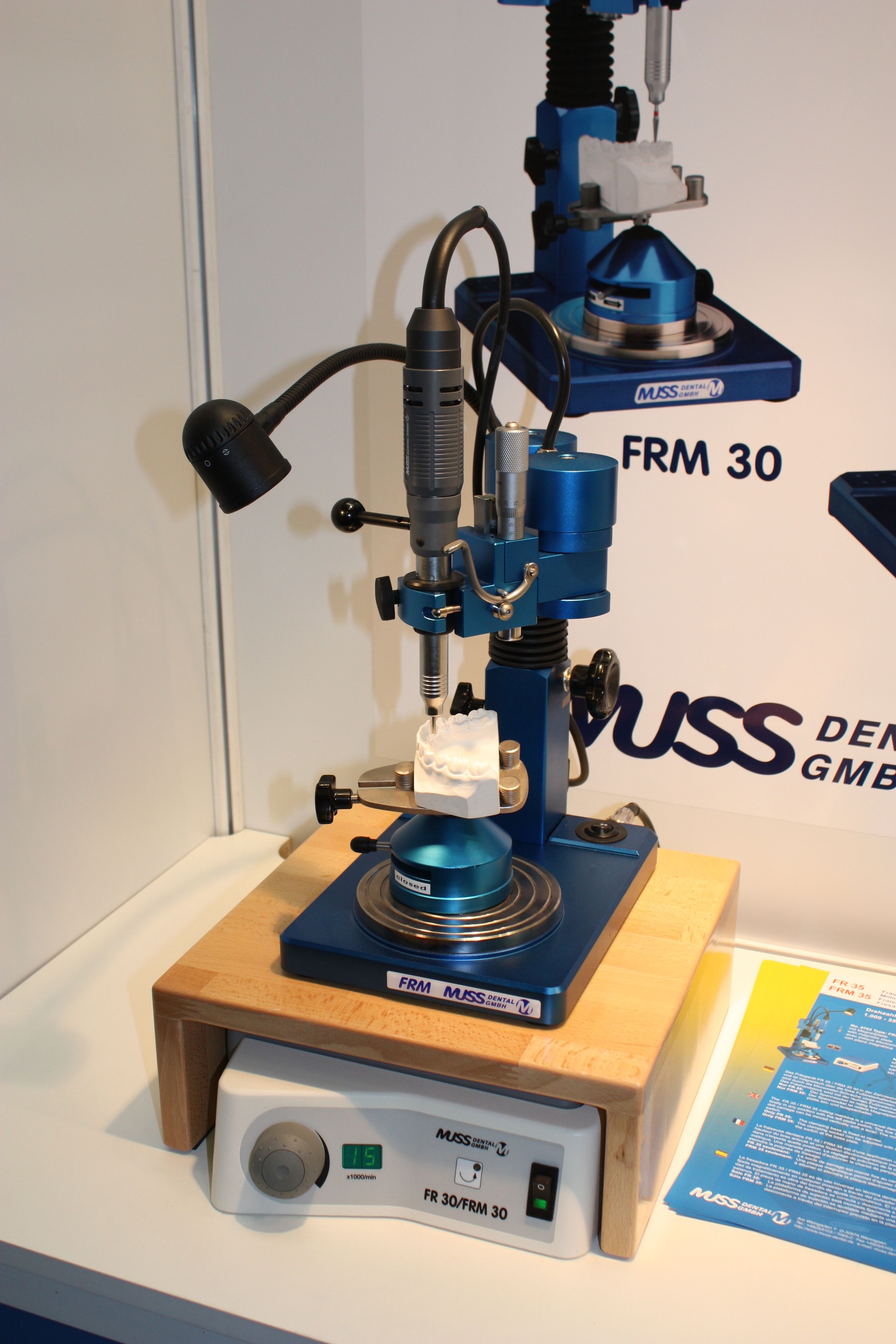 Internationale Dental-Schau IDS 2009 Cologne 022