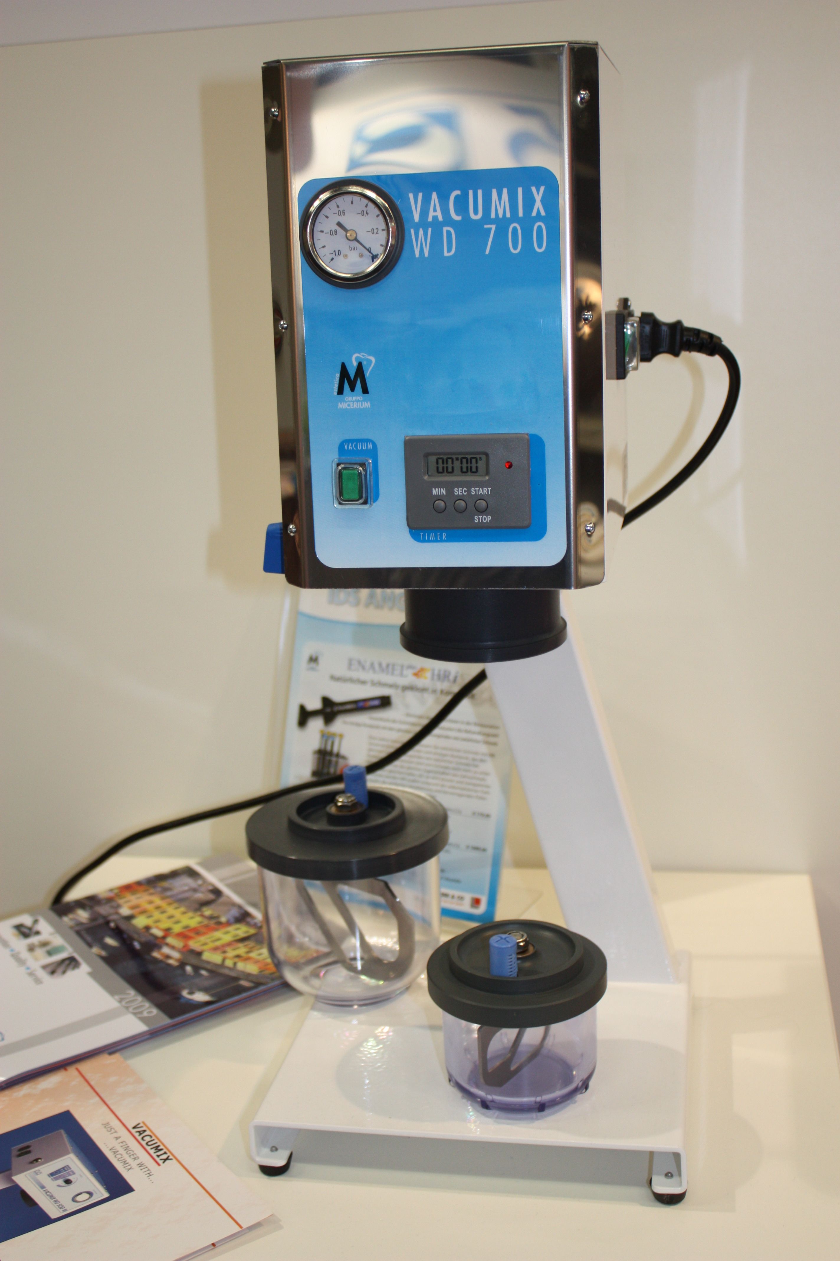 Internationale Dental-Schau IDS 2009 Cologne 025