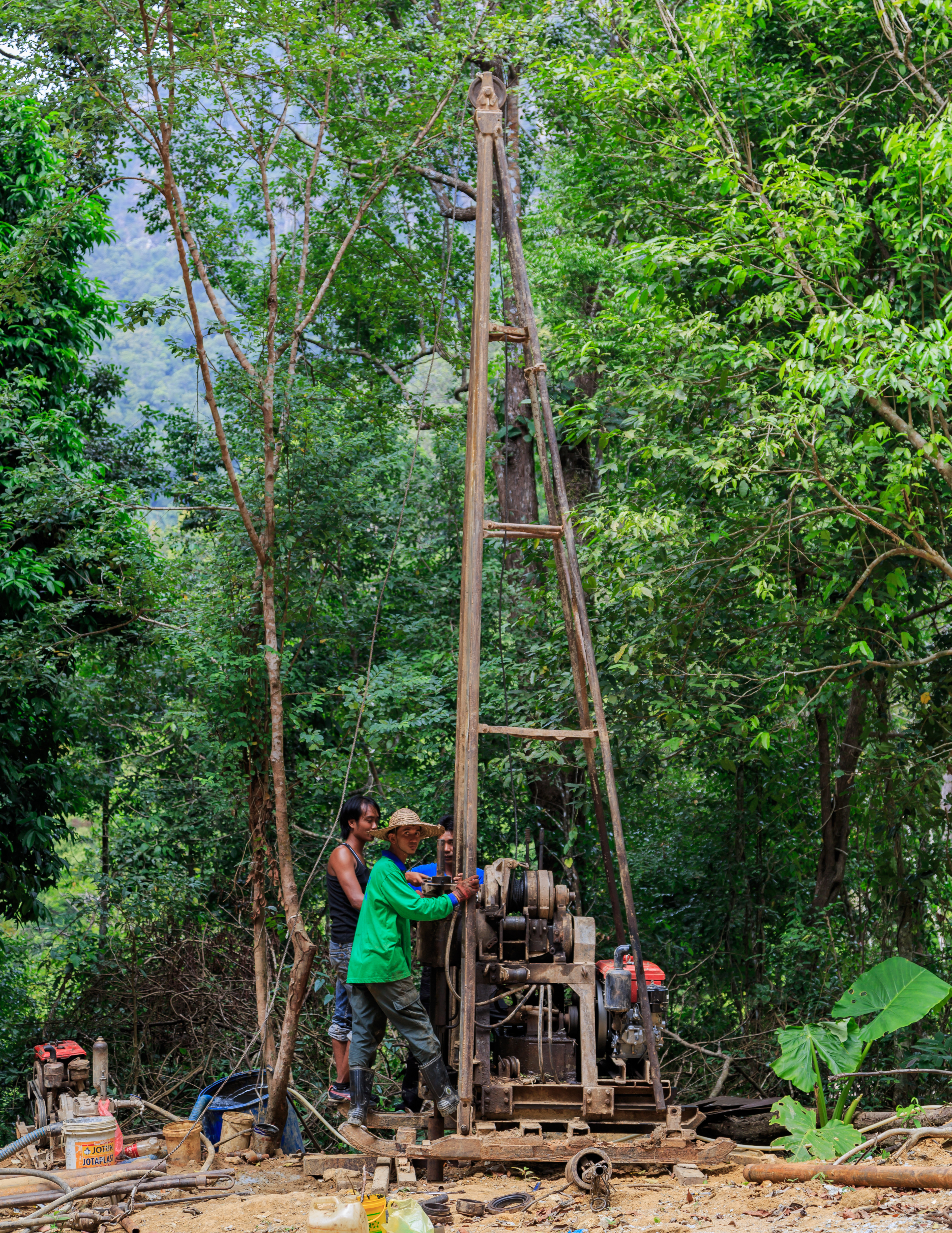 Langkawi Malaysia Drilling-rig-at- Seven-wells-01