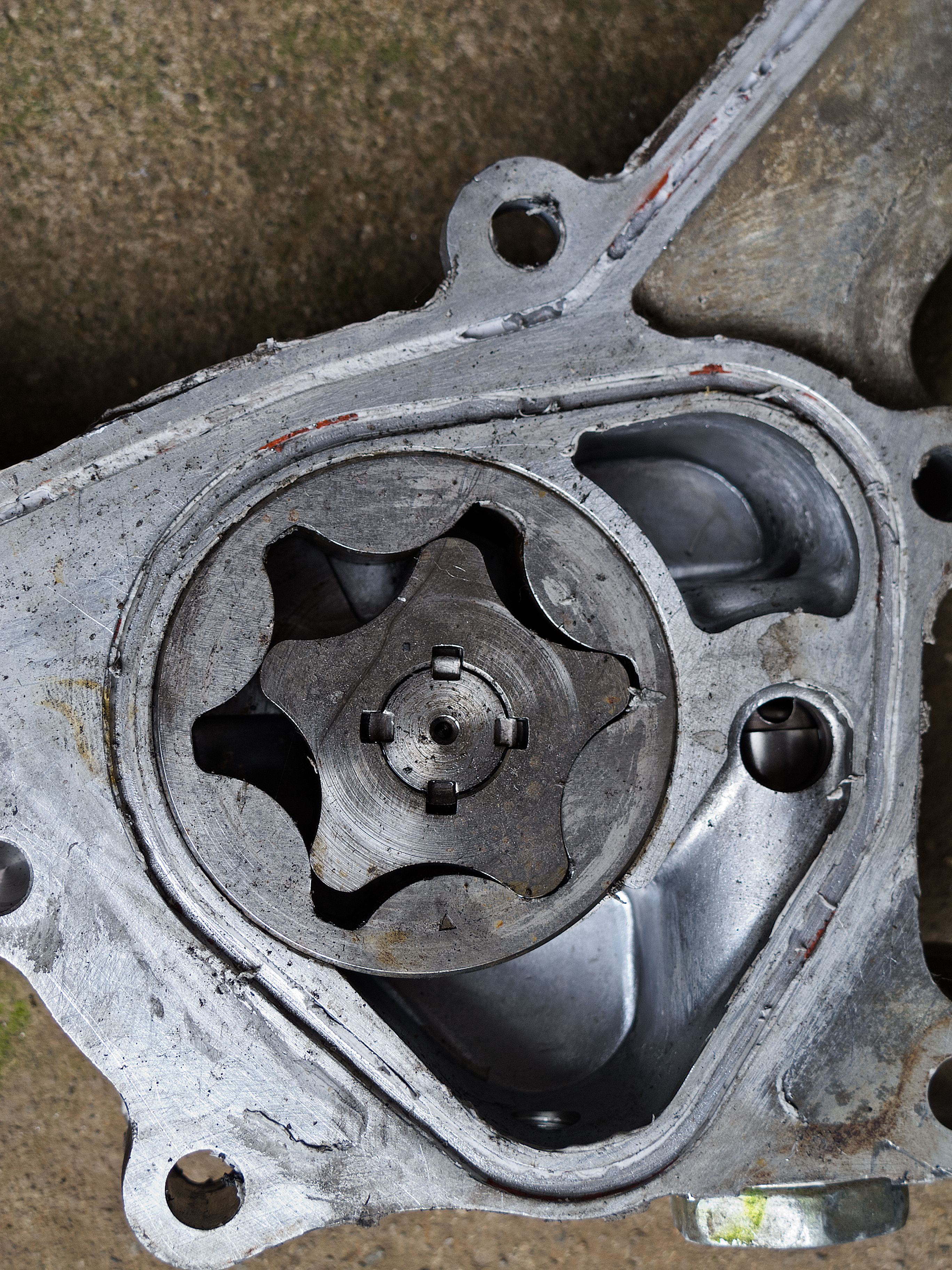 Oil Pump from Toyota Coaster Bus