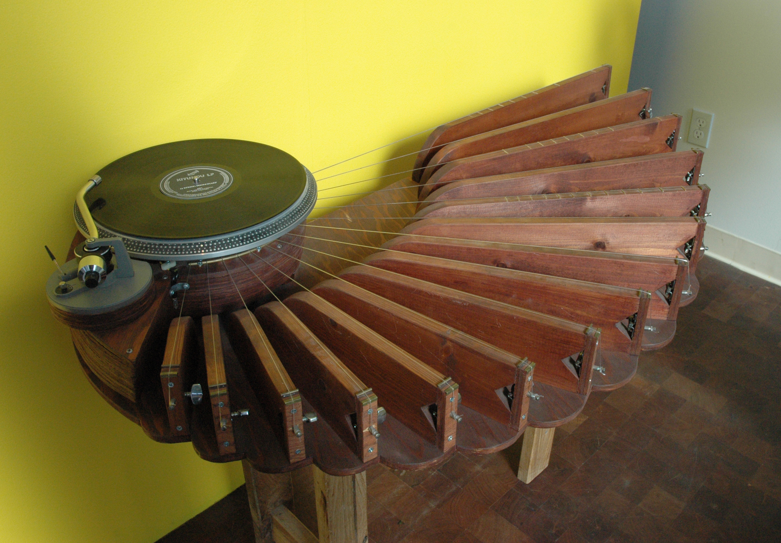 Phonoharp