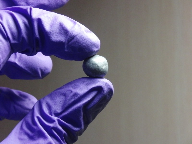 Beryllium ball