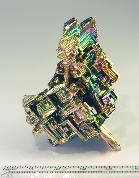 Bismuth-crystal
