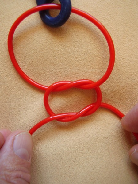 Chirurgischer Knoten d 04