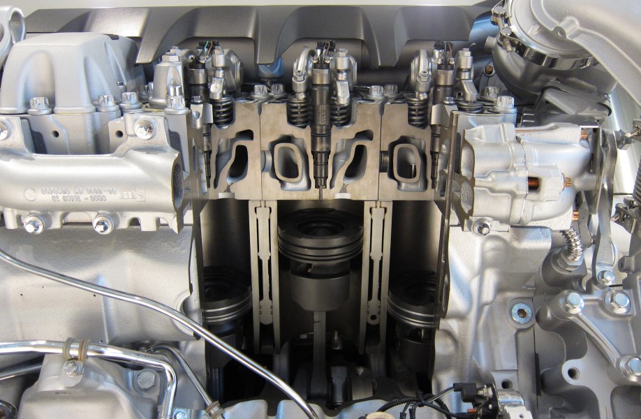 Cutaway of a MAN V8 Diesel engine