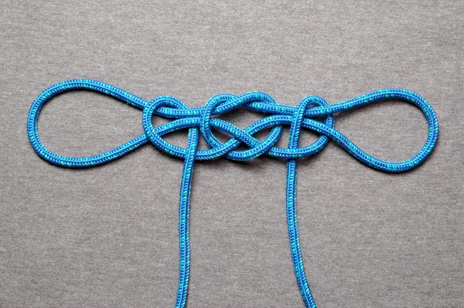 Handcuff-knot-ABOK-1140-Hitch-finish