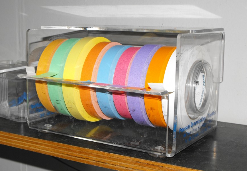 Paper tape multidispenser