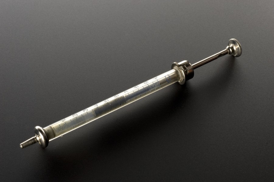 Tuberculin syringe, England, 1901-1940 Wellcome L0058120