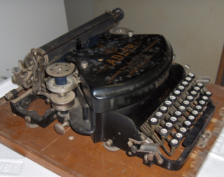 Typewriter adler5