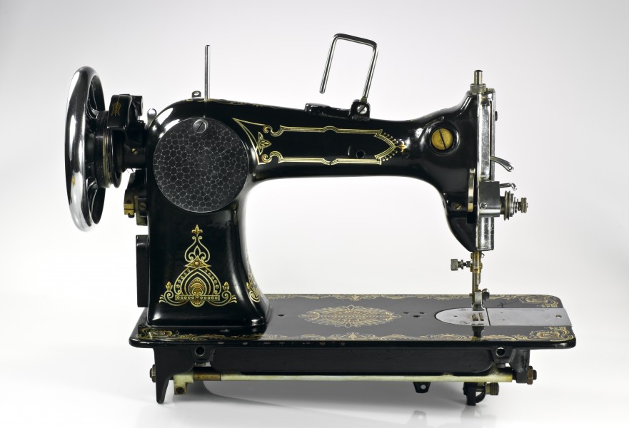 Vesta sewing machine IMGP0712