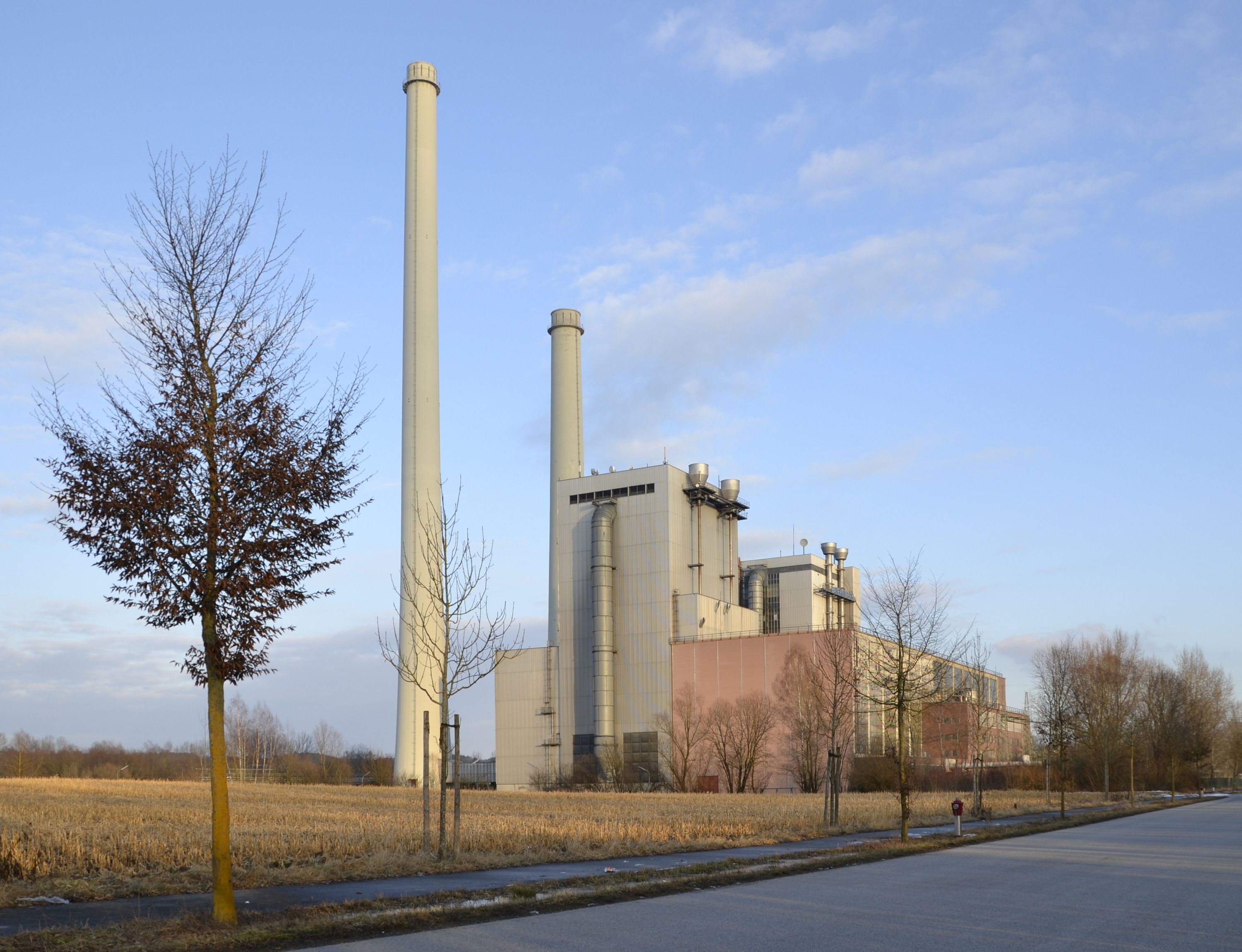 The former oil power plant Pleinting