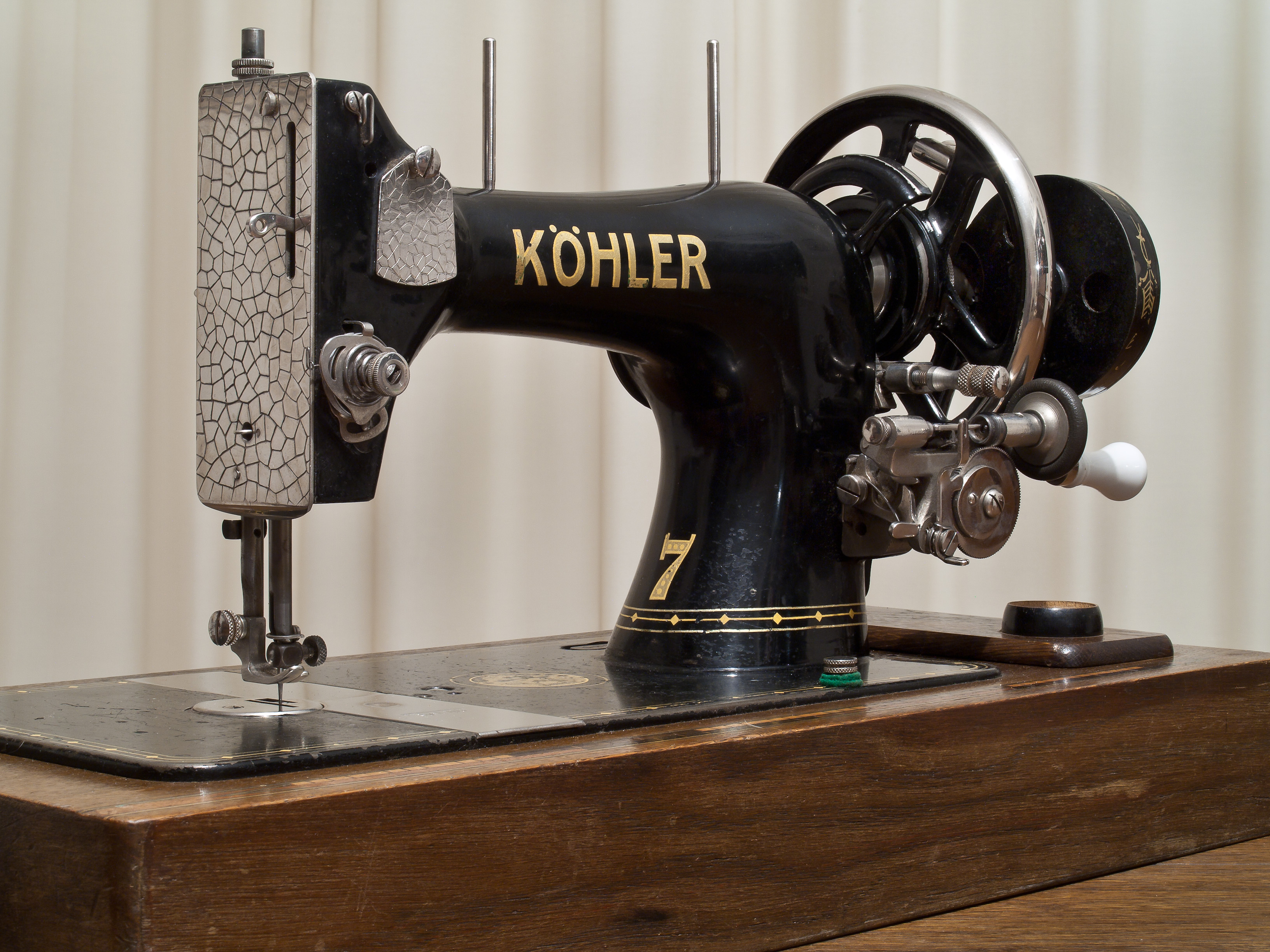 Vintage Köhler sewing machine