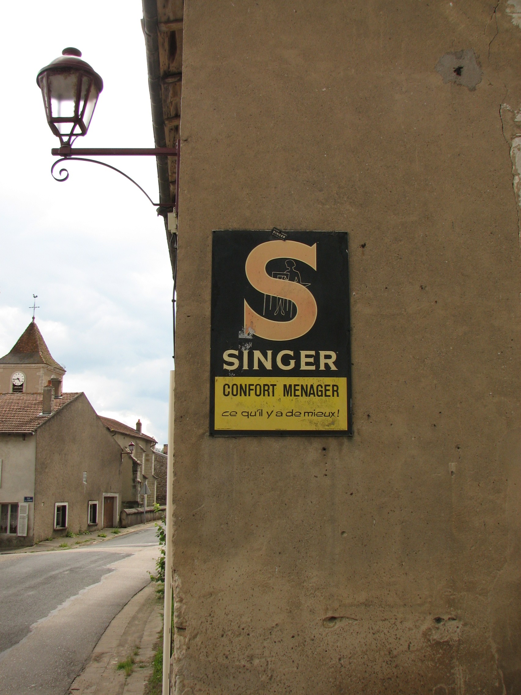 Singer advertising