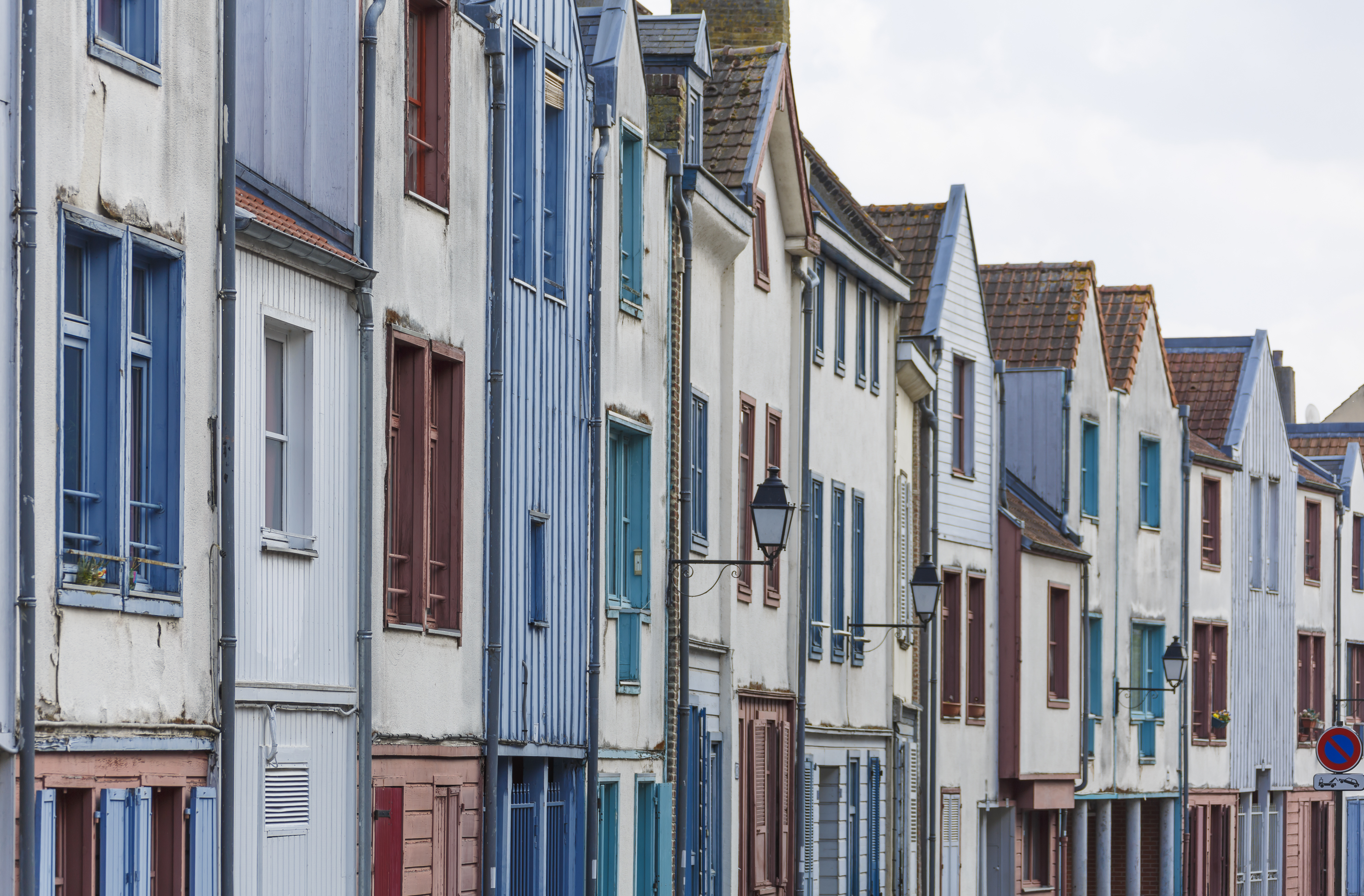 Amiens France Buildings-in-Rue-d-Engoulvent-02