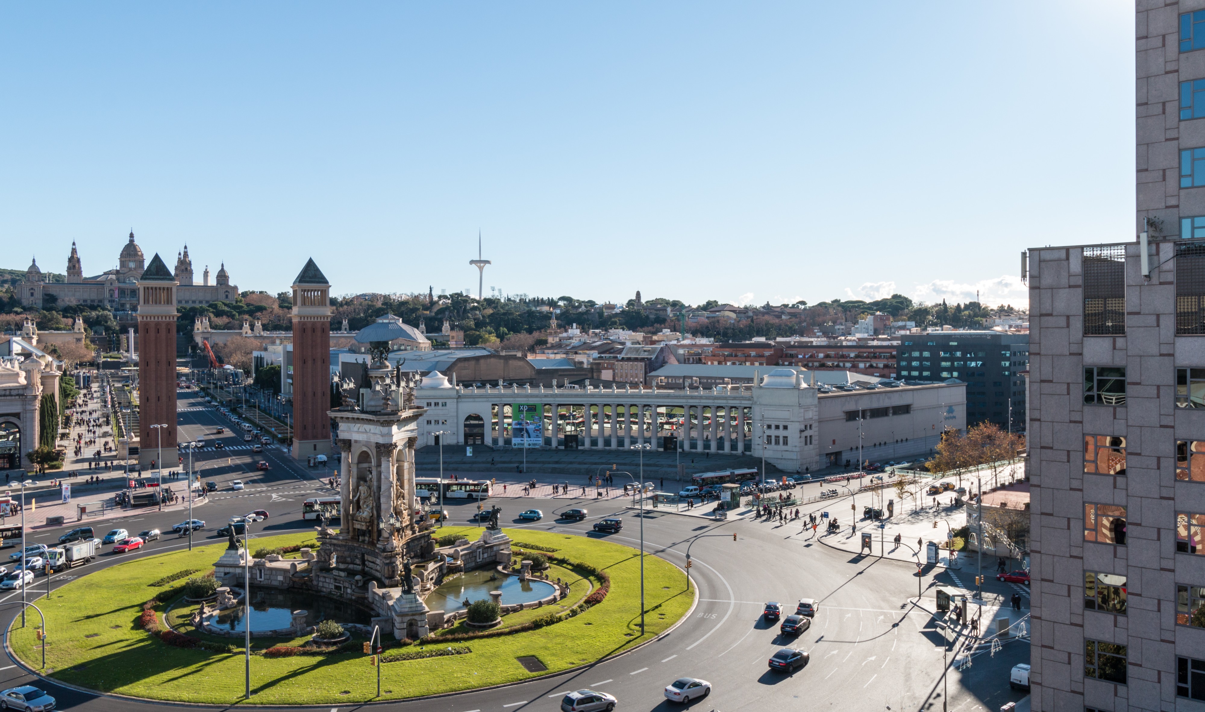 Barcelona - Platz Espanya - von Arenas aus 004