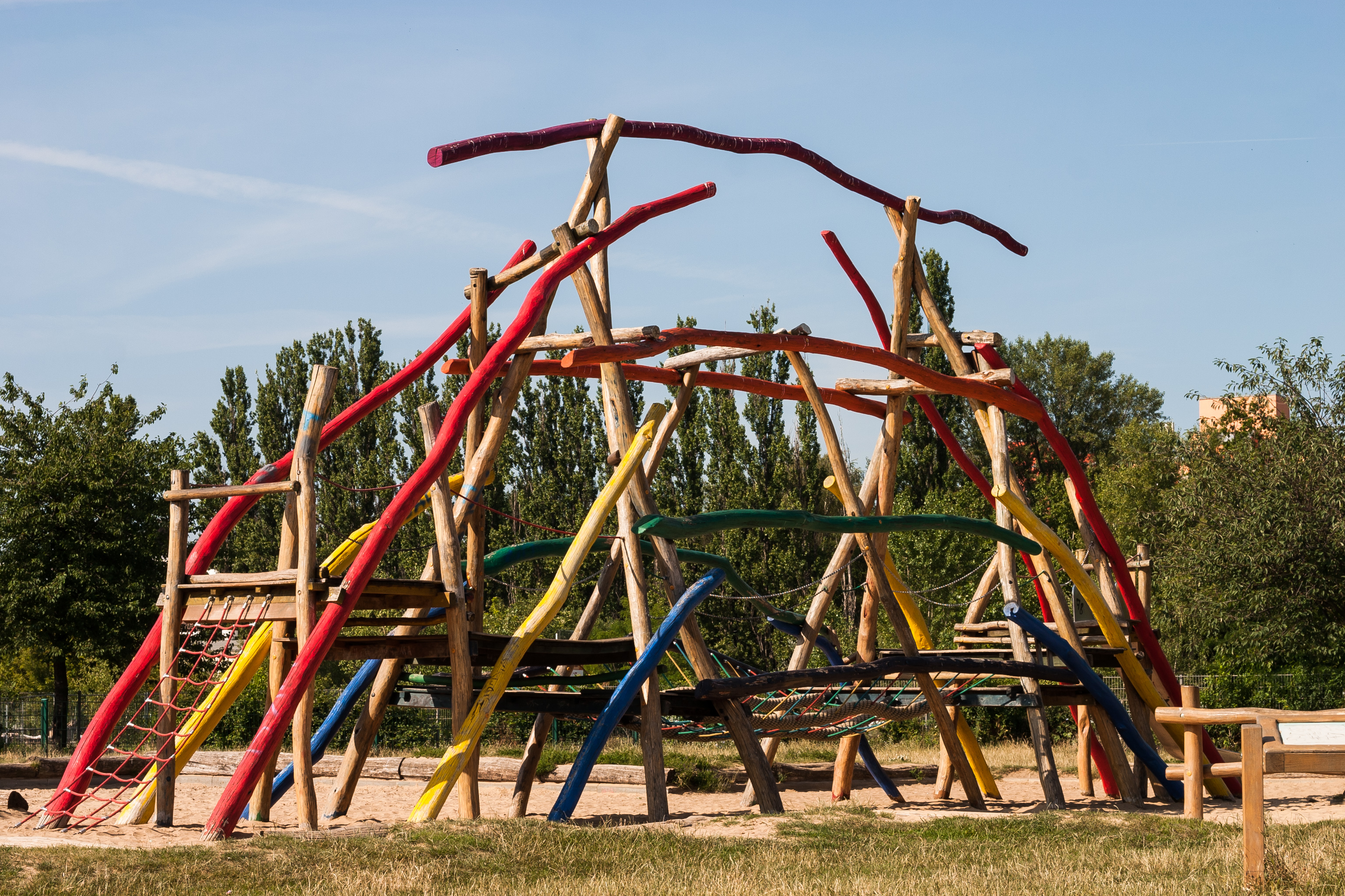 140703 Klettergerüst Spielplatz Mauerpark Berlin