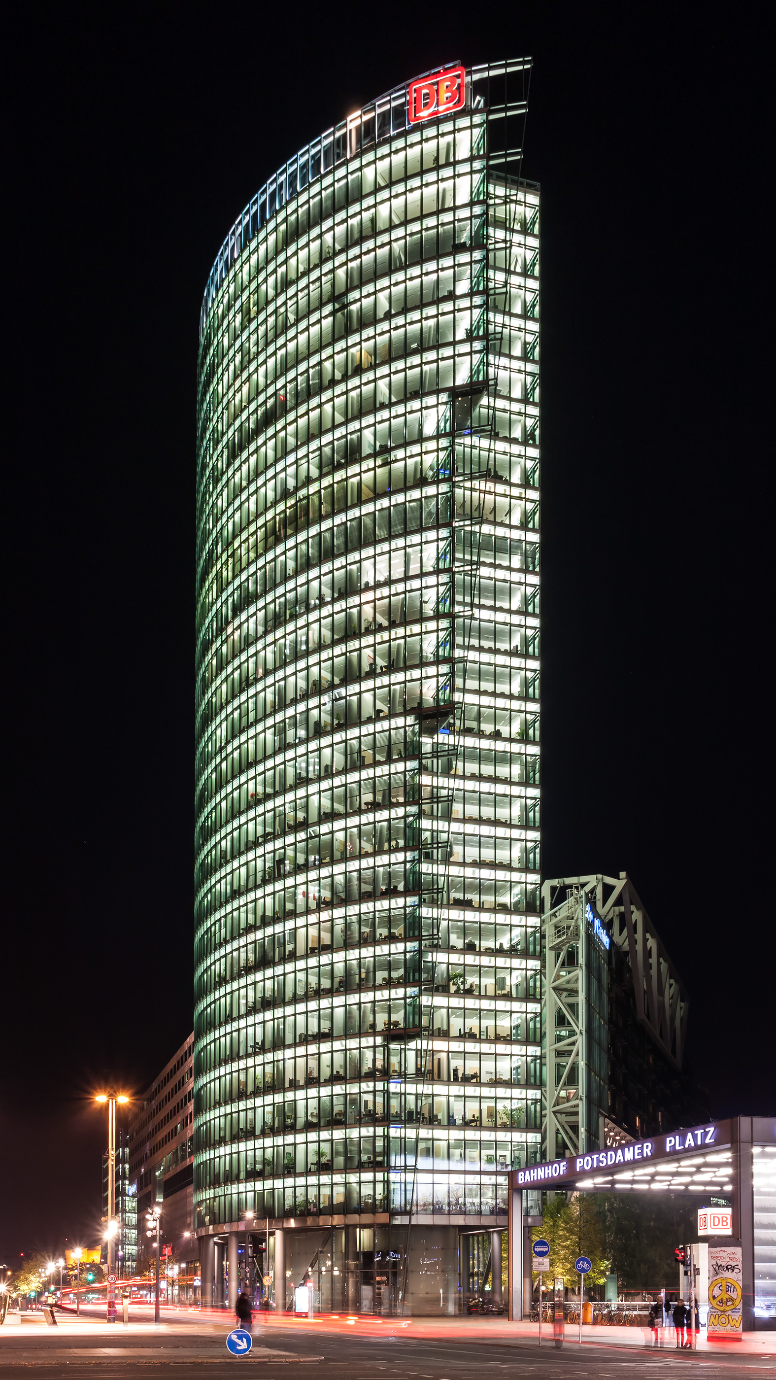Bahntower, Potsdamer Platz, Berlin, 141027, ako