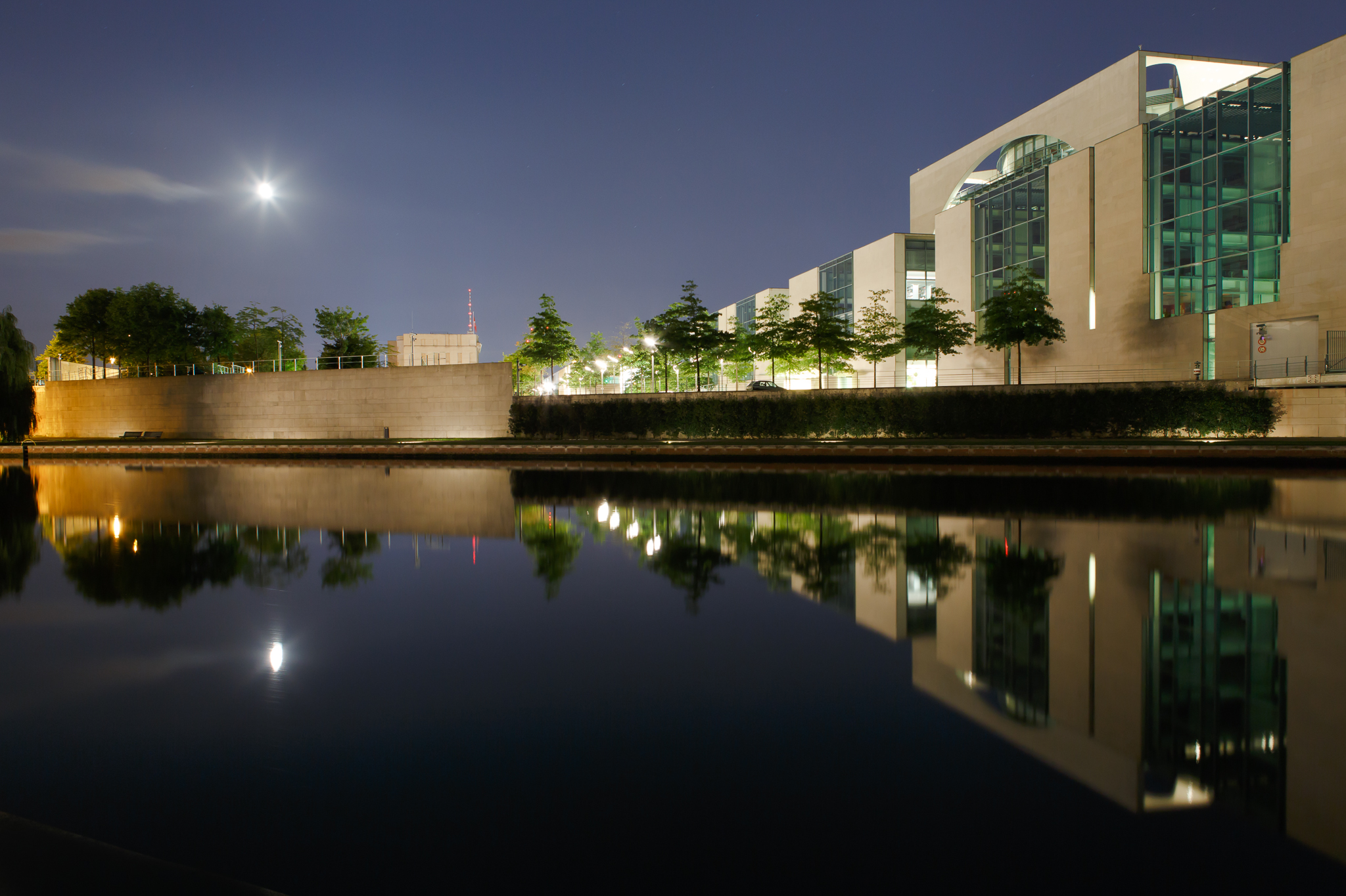 Berlin - Bundeskanzleramt - Nacht - 2013