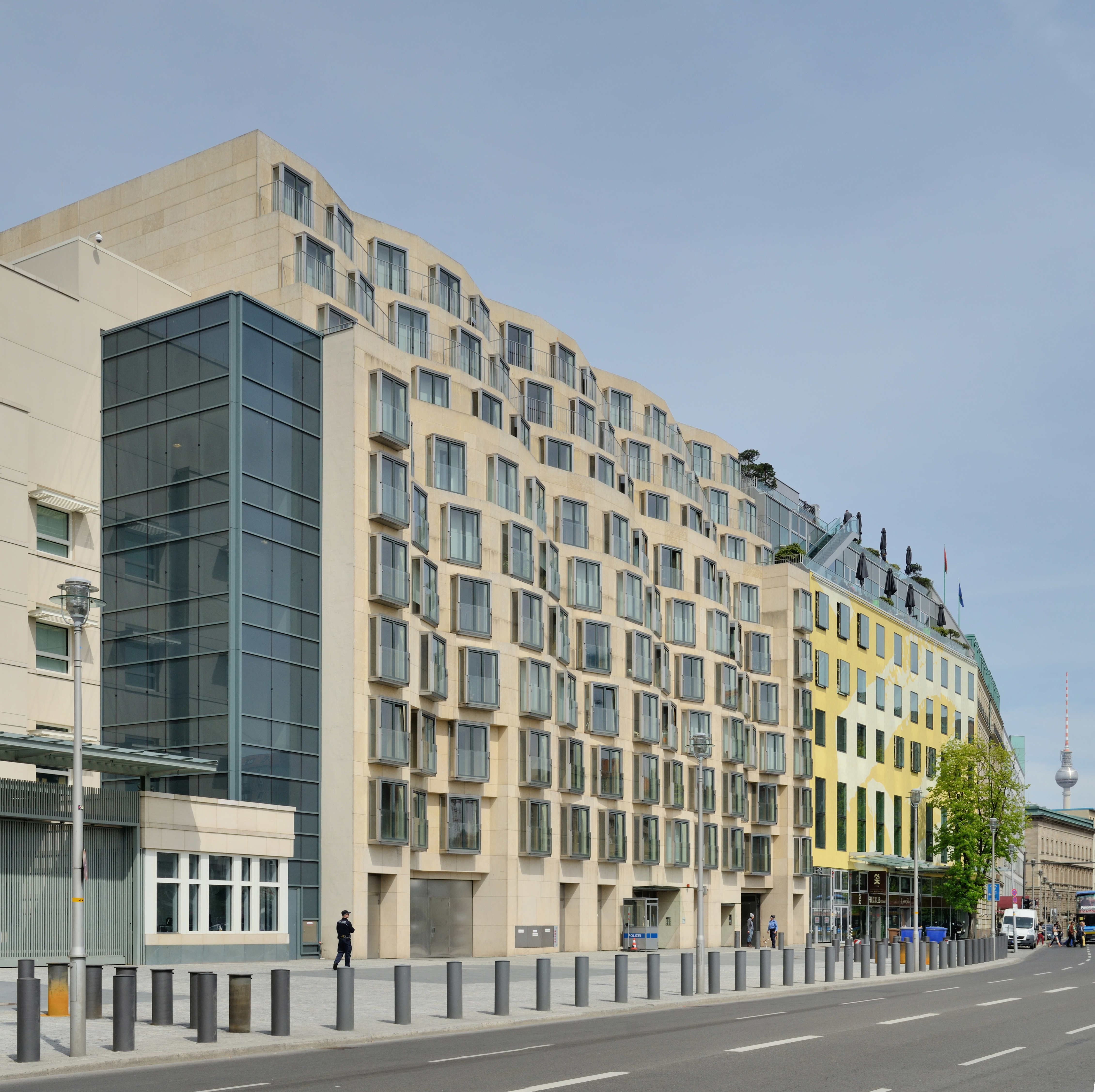 Berlin - Haus Behrenstraße 73