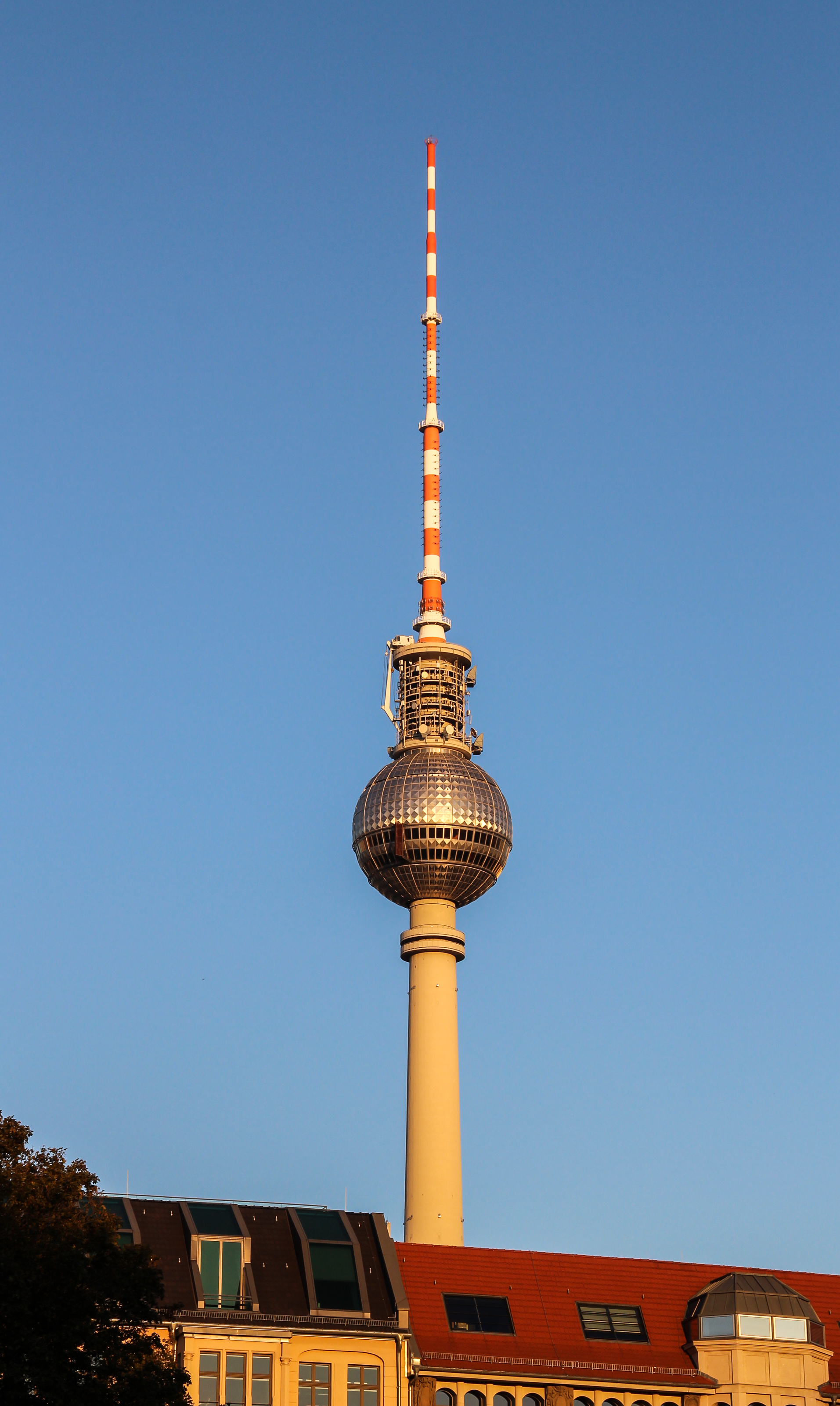 Berlin, Fernsehturm -- 2011 -- 2363