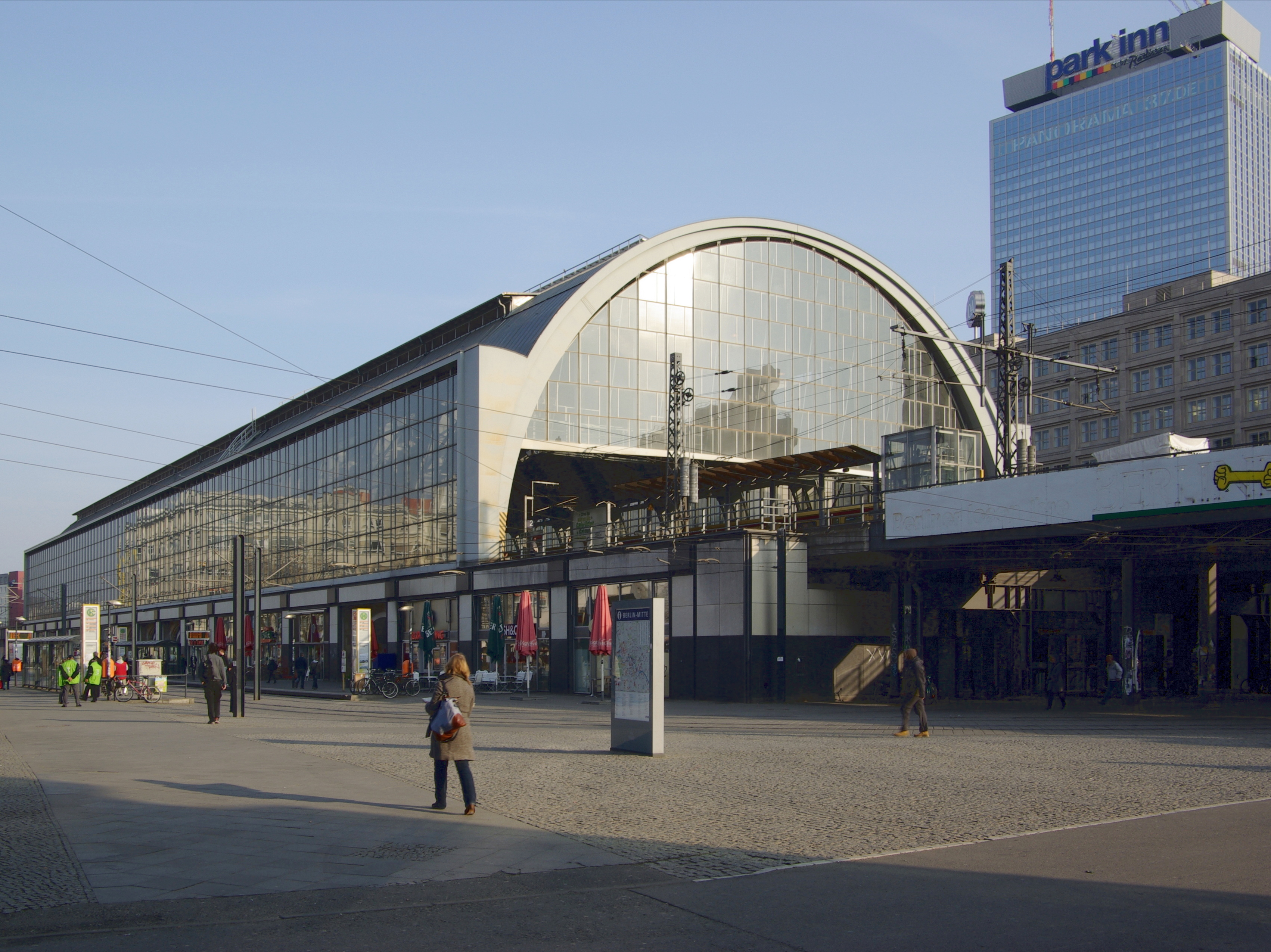 Berlin Alexanderplatz BW 4