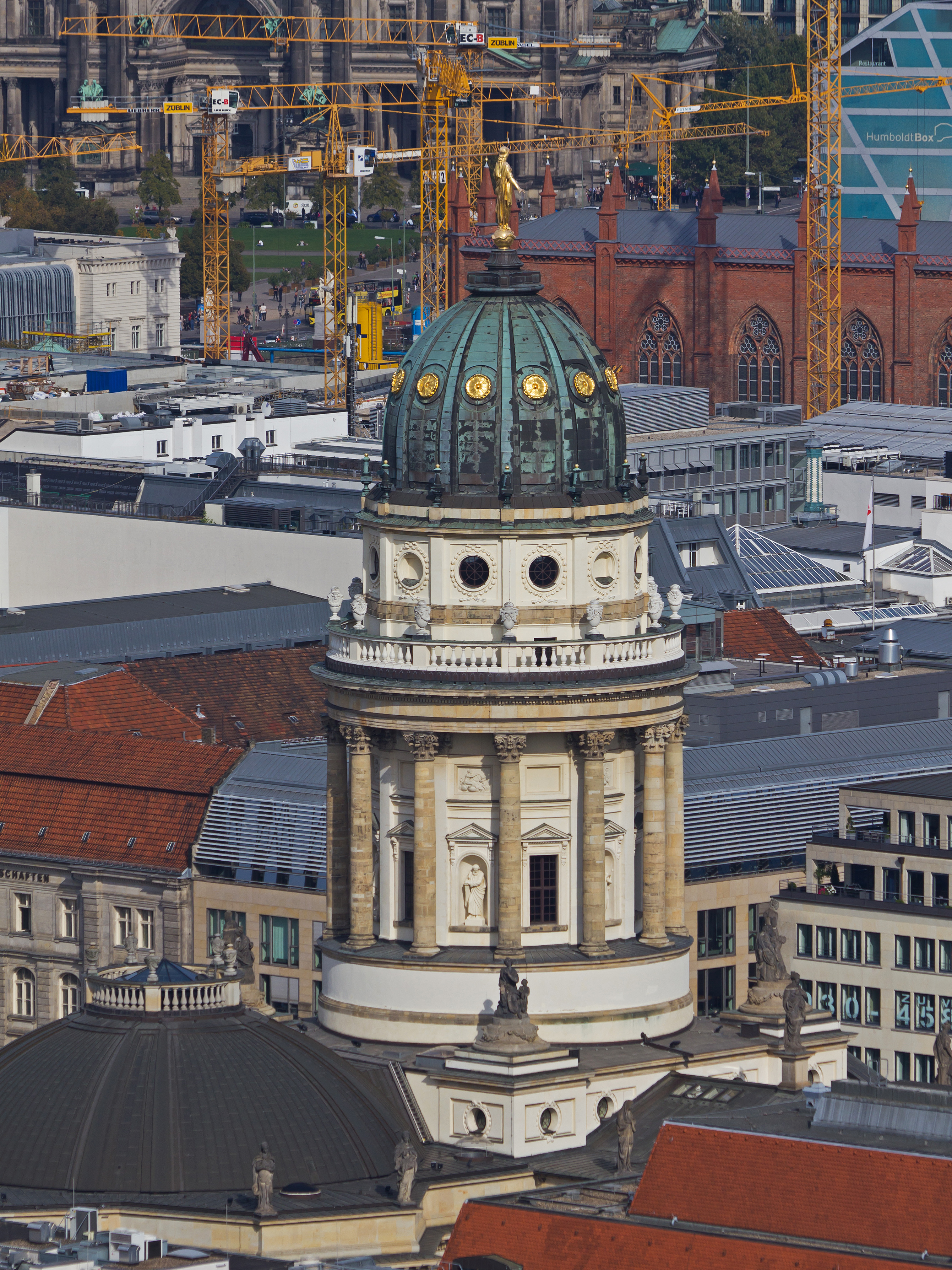 Berlin Hi-Flyer Sept14 views02