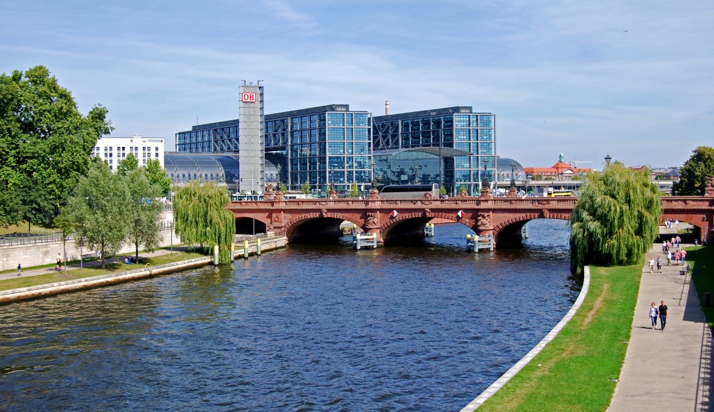 Berlin Hauptbahnhof0514