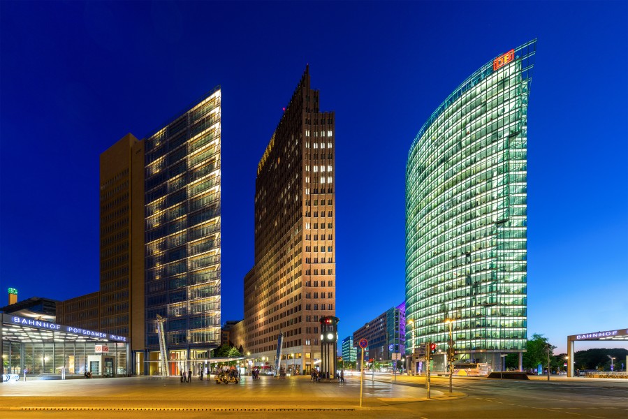 Hochhäuser am Potsdamer Platz, Berlin, 160606, ako