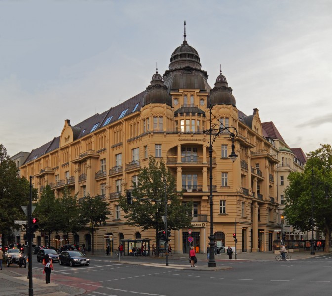 Kudamm Leibnizstr listed residence
