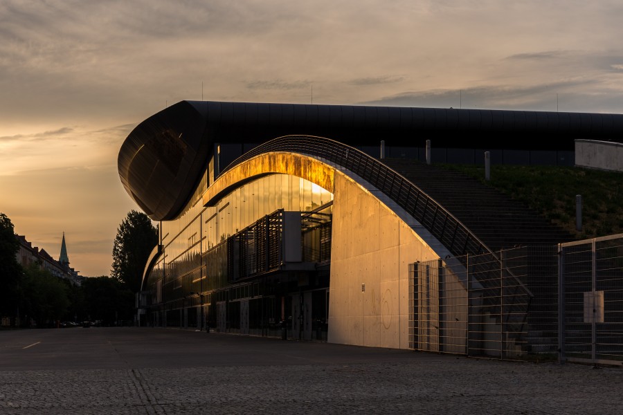 Max-Schmeling-Halle, Berlin, 150705, ako