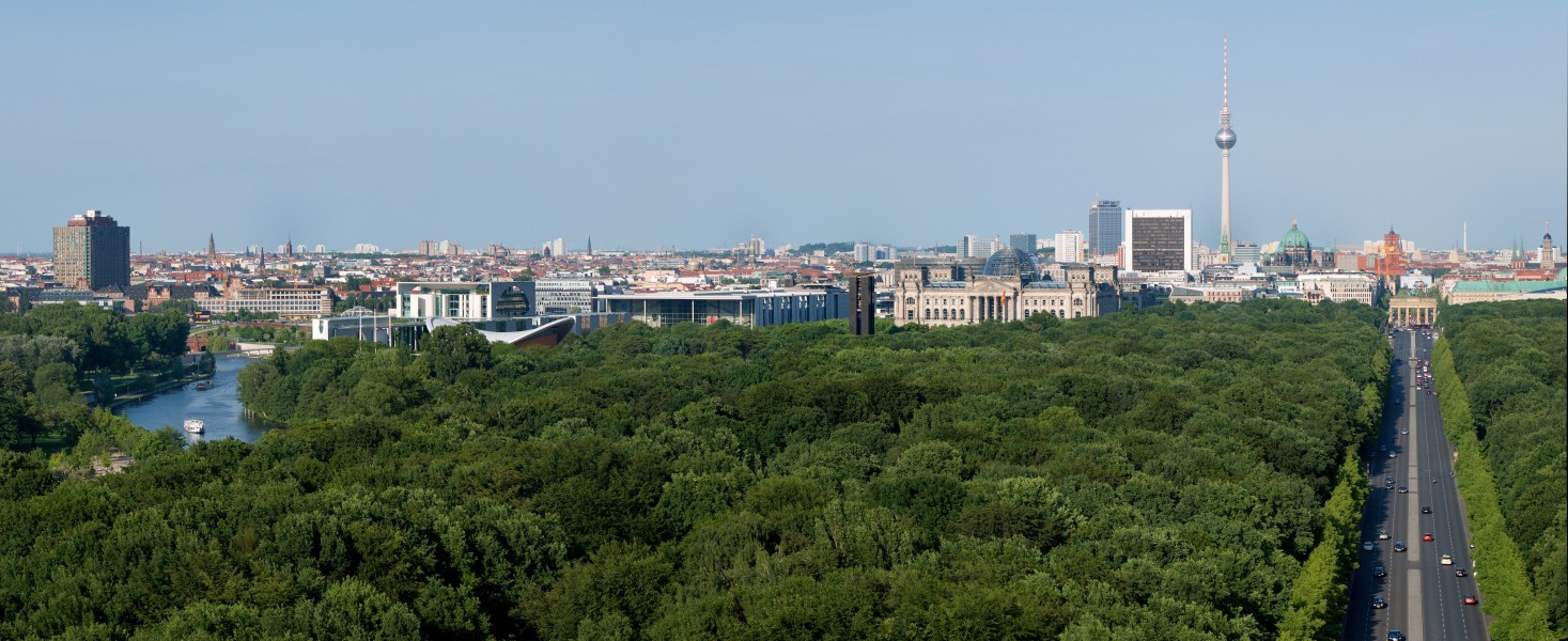 Summer Berlin, view from the Victory Column