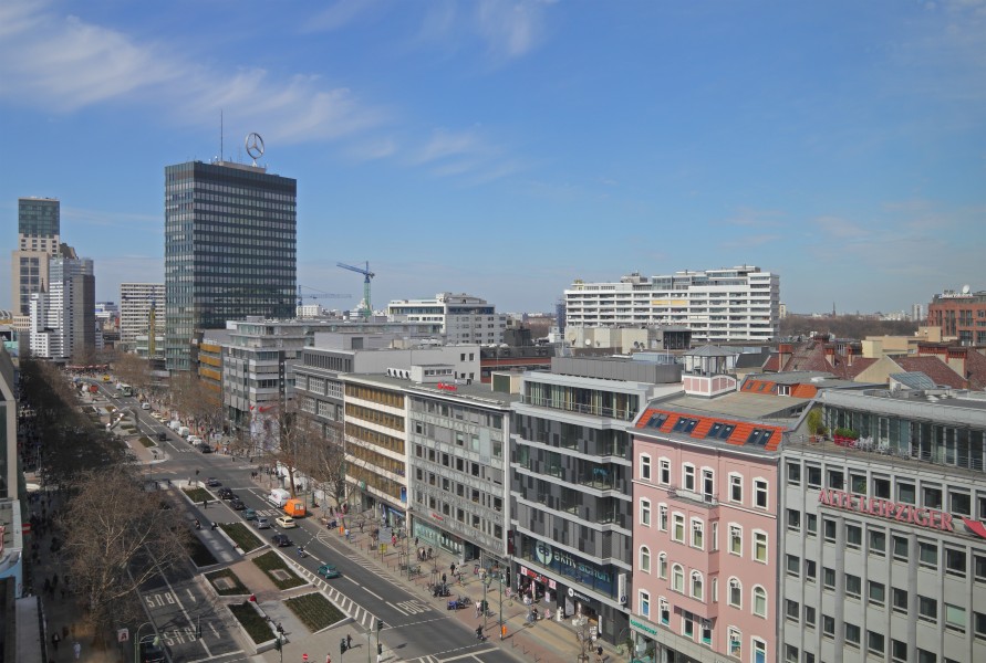 Tauentzienstr from KaDeWe