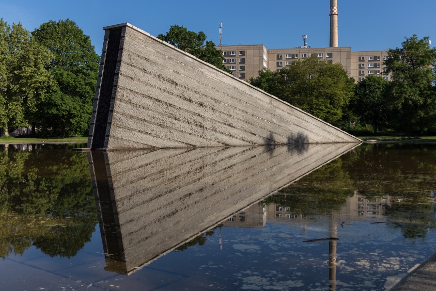 Versunkene Mauer, Berlin Invalidenpark