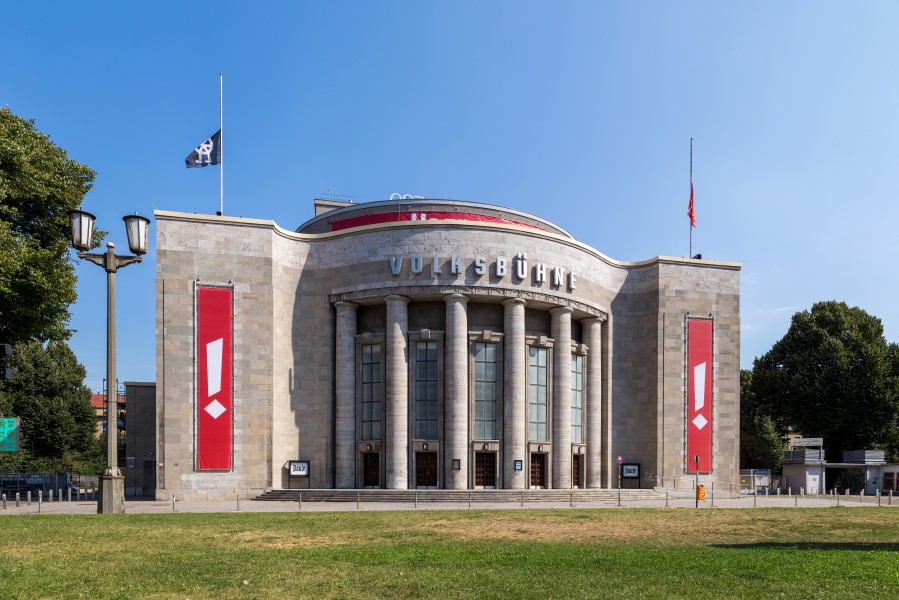 Volksbühne, Berlin-Mitte, 150823, ako