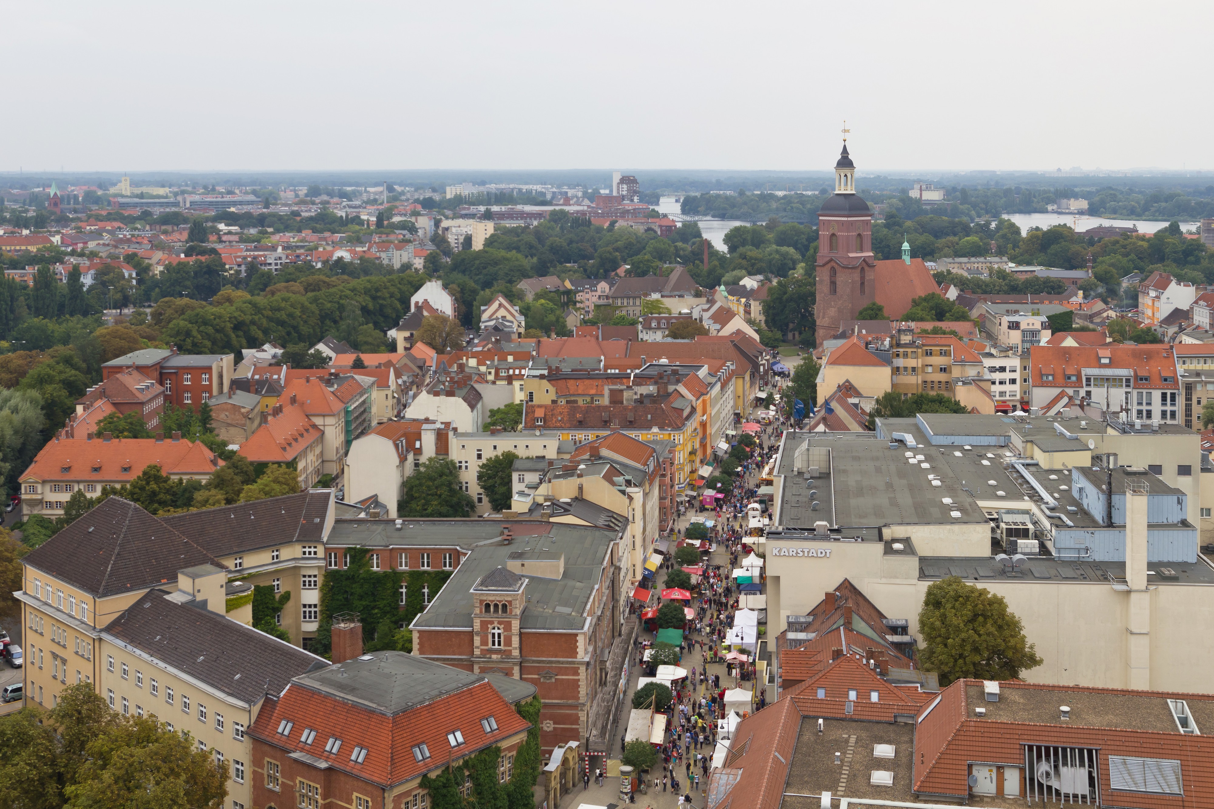 2013-08 View from Rathaus Spandau 03