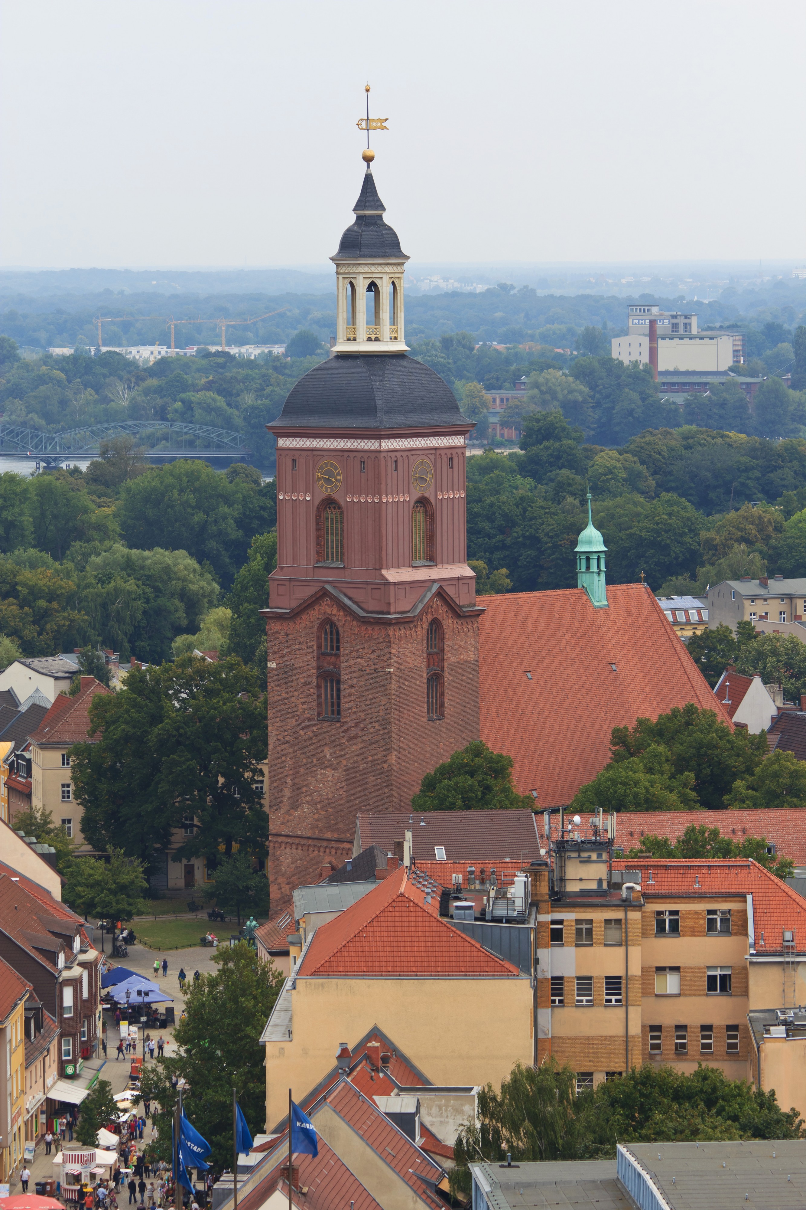 2013-08 View from Rathaus Spandau 09