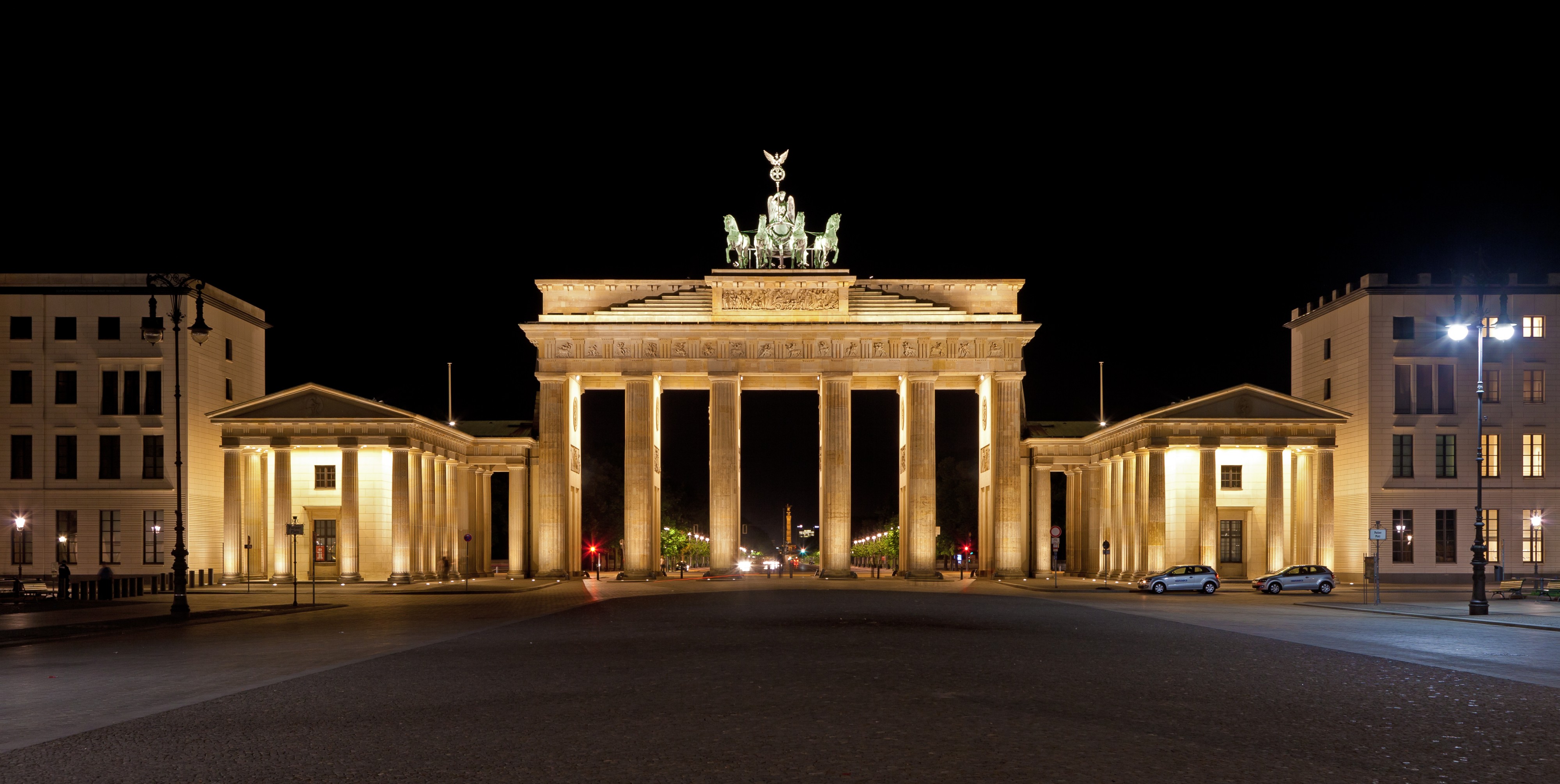 Brandenburger Tor nachts