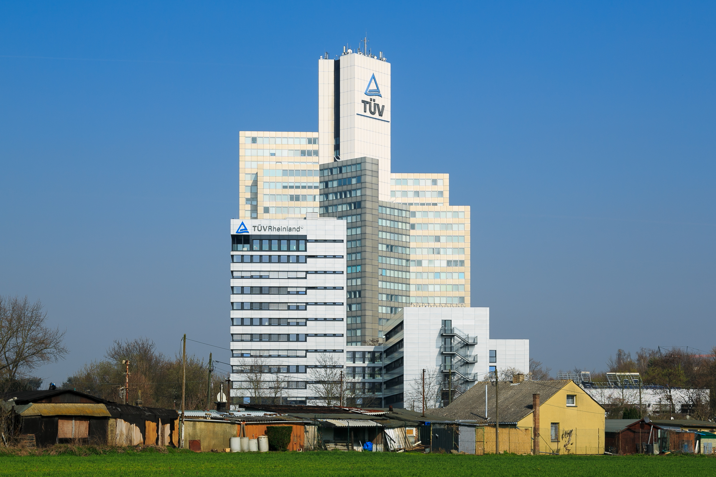 Köln Germany TUV-Rheinland-Headquarters-01