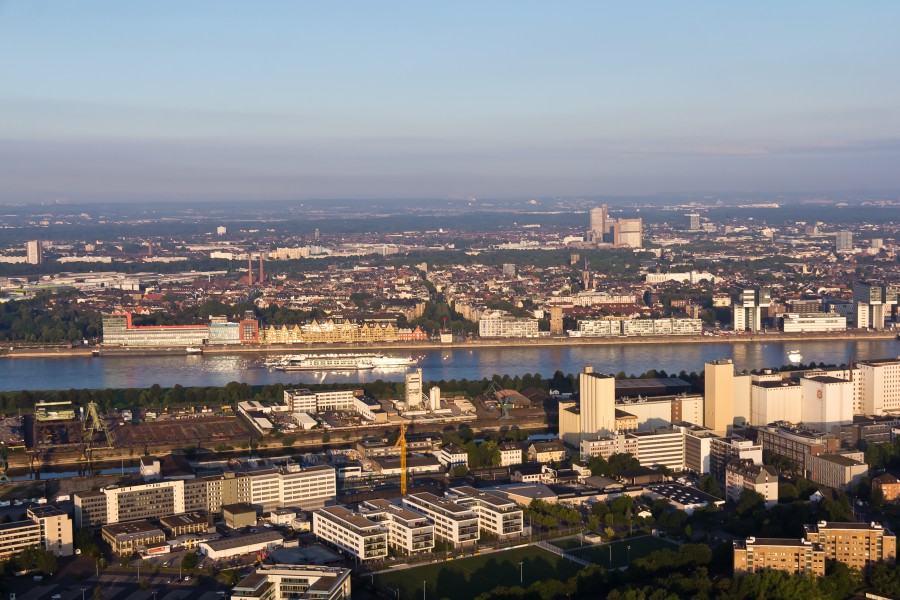 Ballonfahrt über Köln - Deutzer Hafen, Rhein, Rheinauhafen-RS-4104