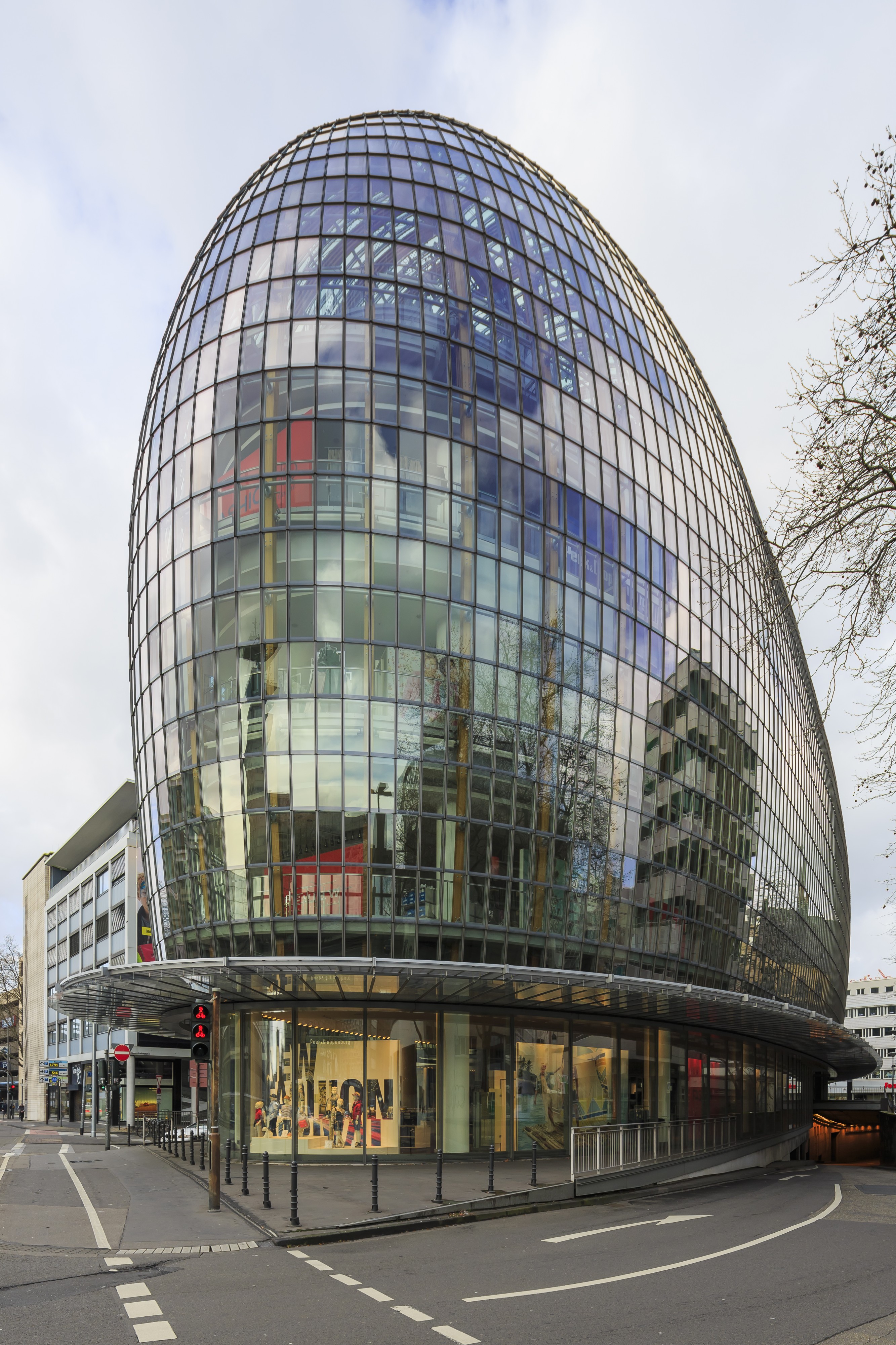 Cologne Germany Weltstadthaus-01