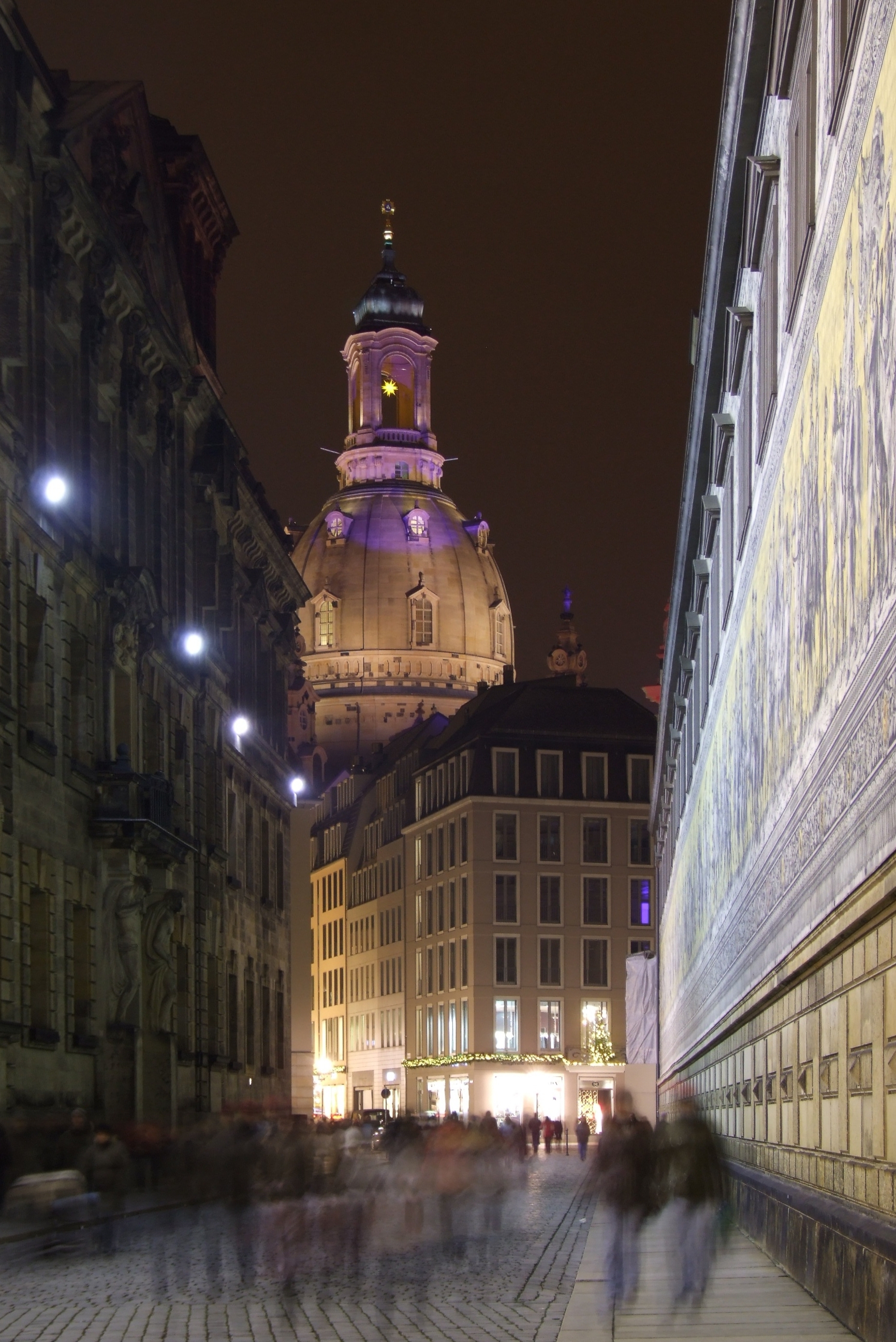 Dresden - Augustusstraße bei Nacht