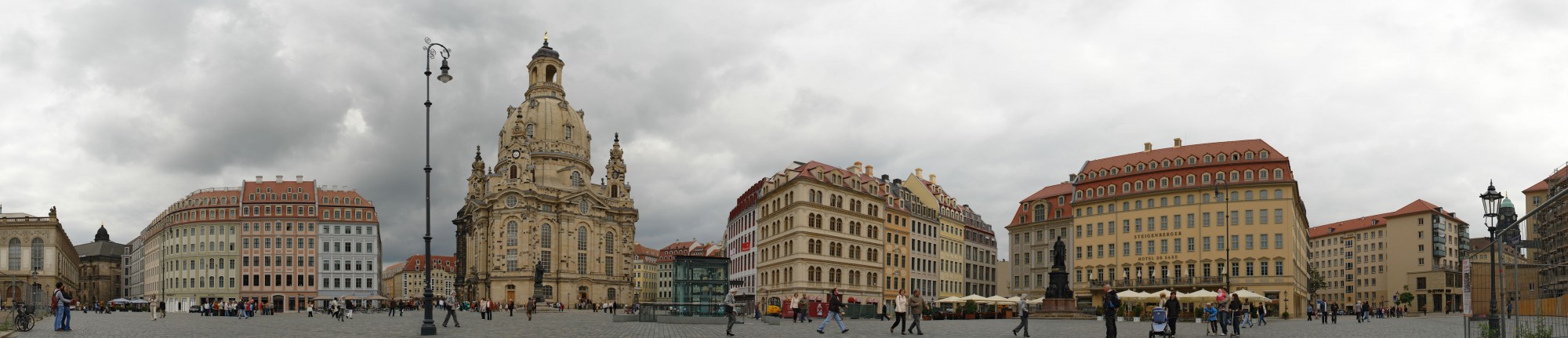 Dresden-Neumarkt-pano