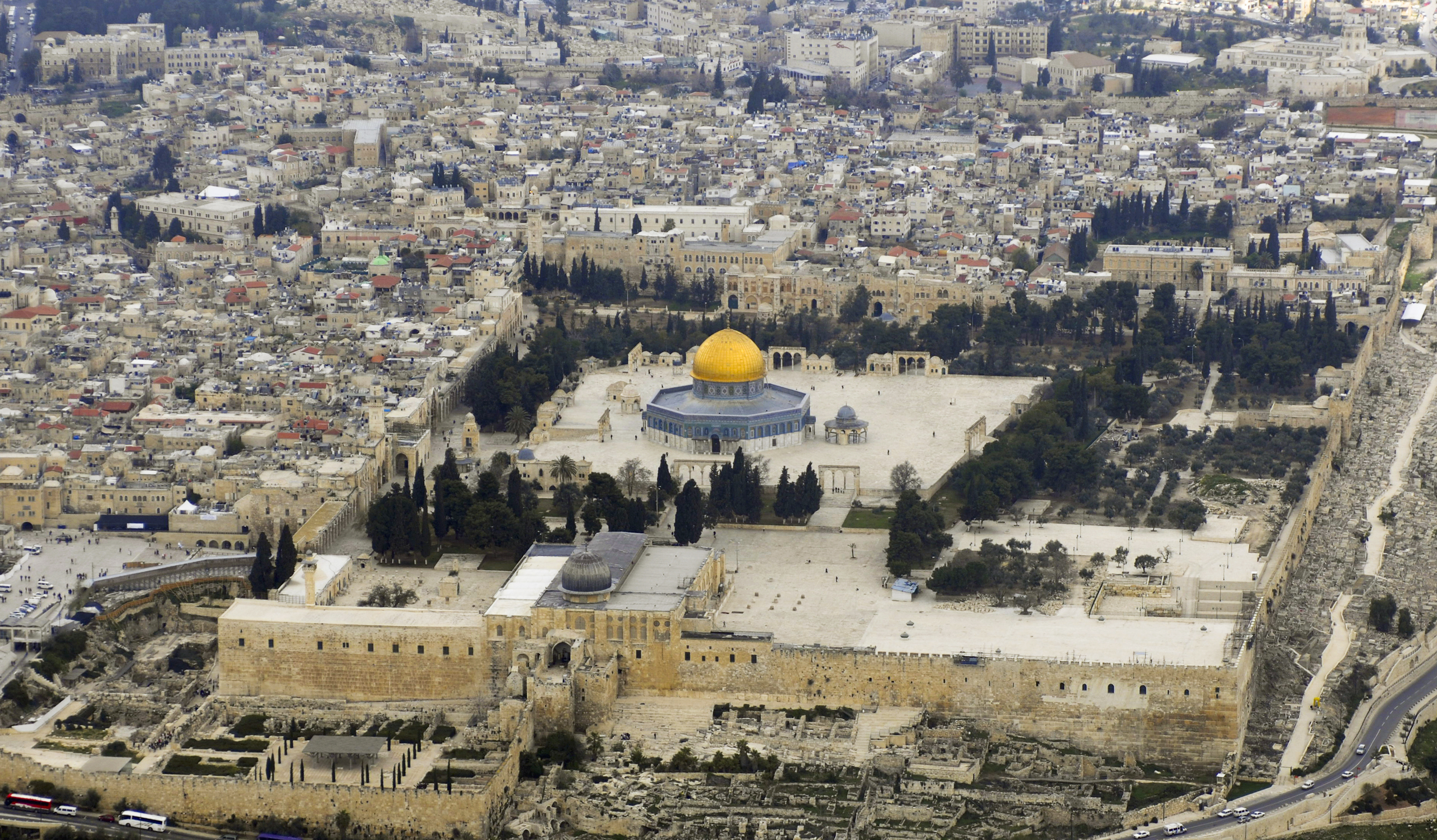 Temple Mount (Aerial view, 2007) 01