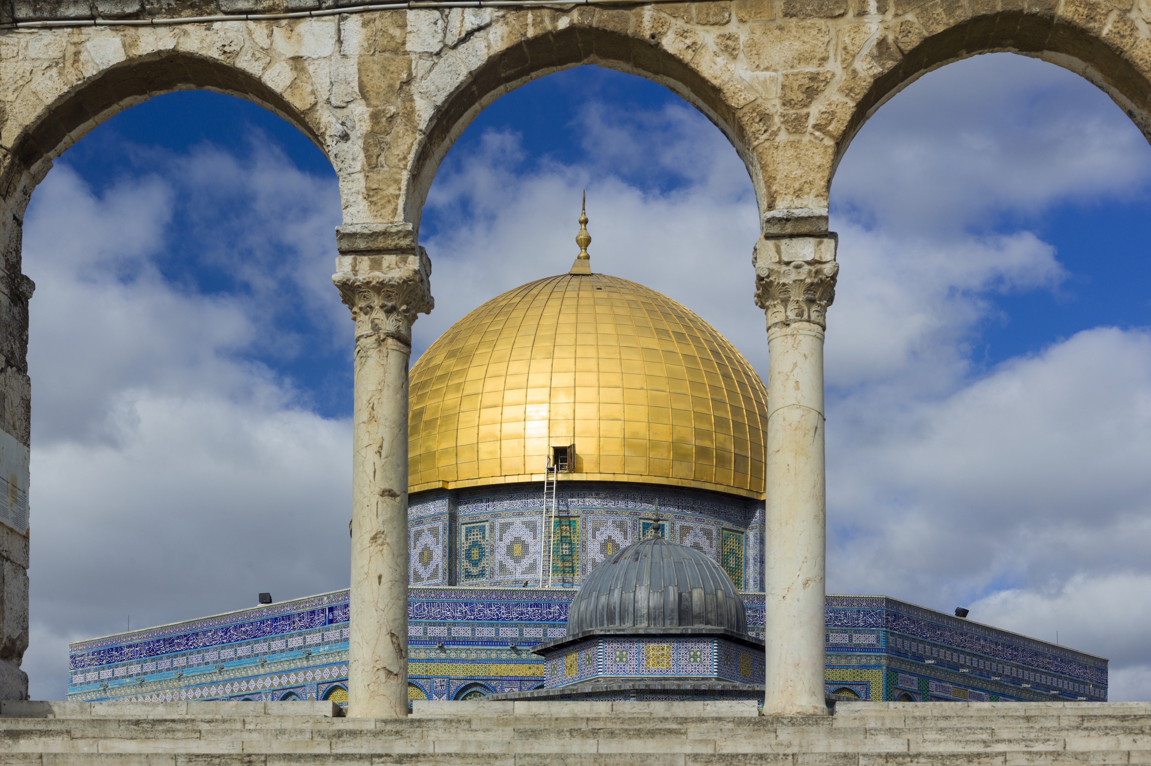 Israel-2013-Jerusalem-Temple Mount-Dome of the Rock & Chain
